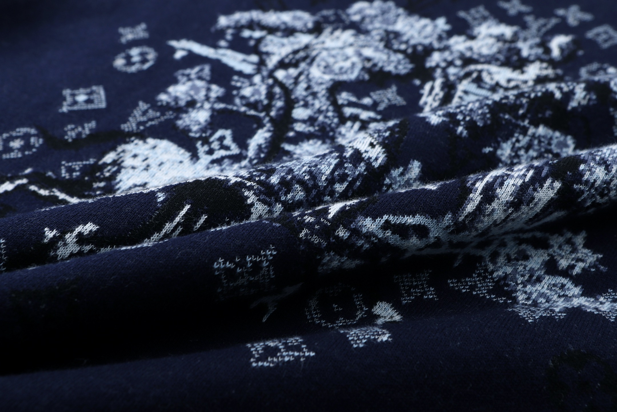 LV Clothing-221