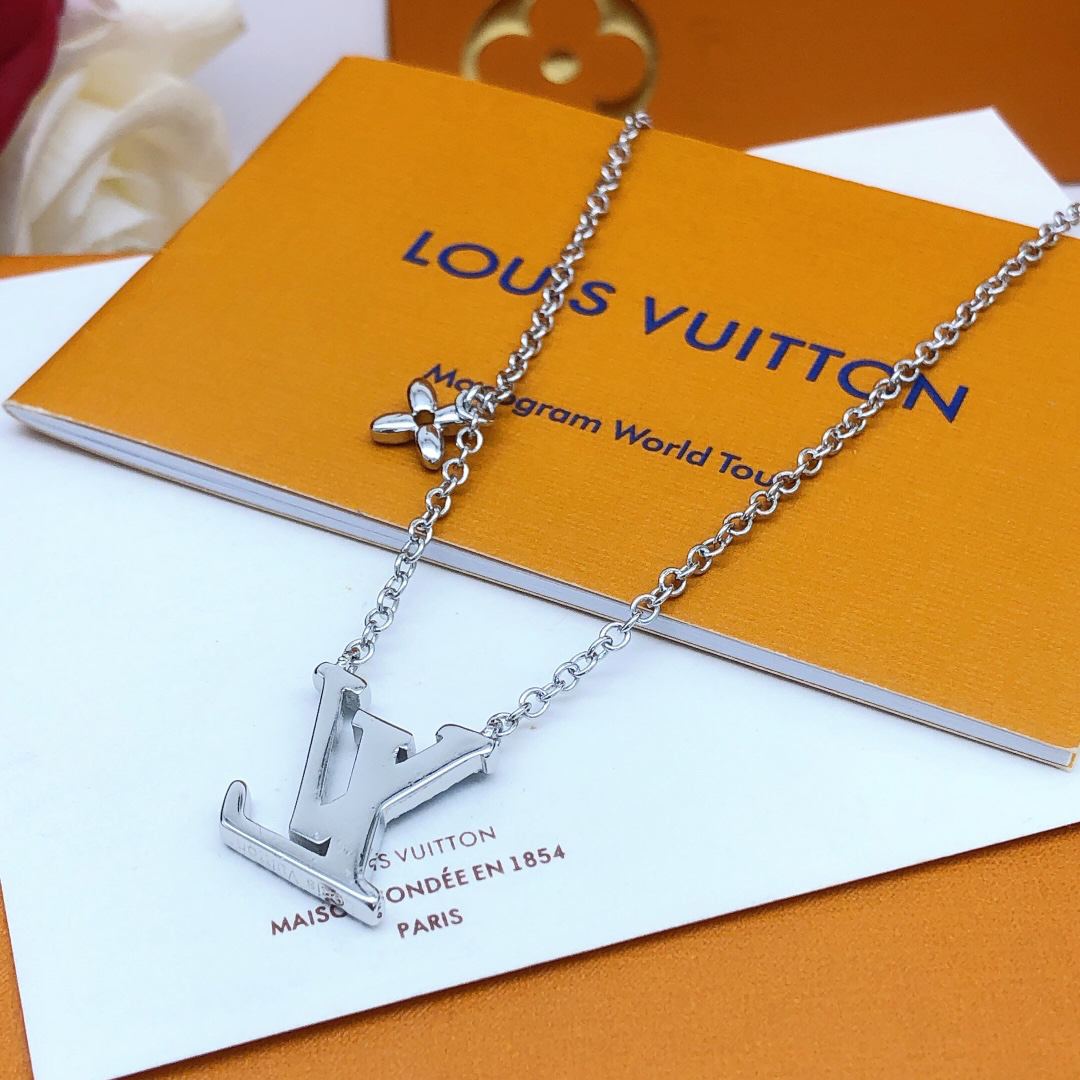 LV necklace-65