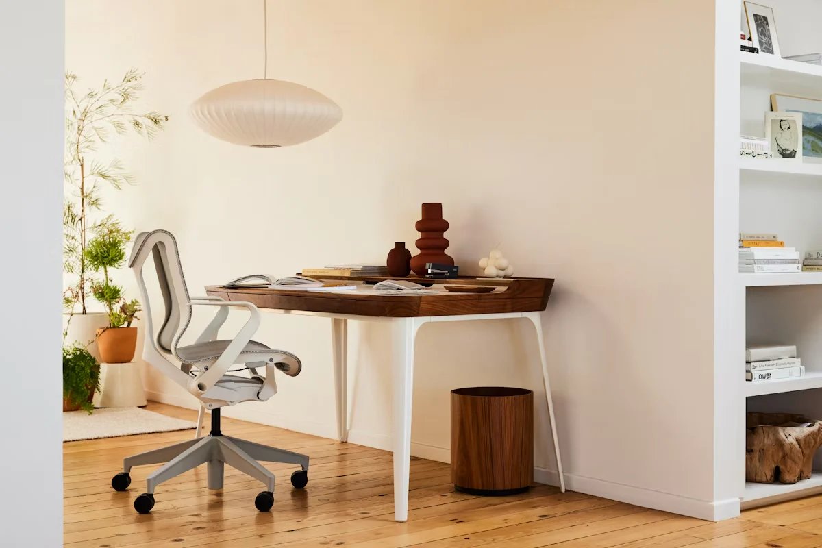 Cosm Chair, Mid Back