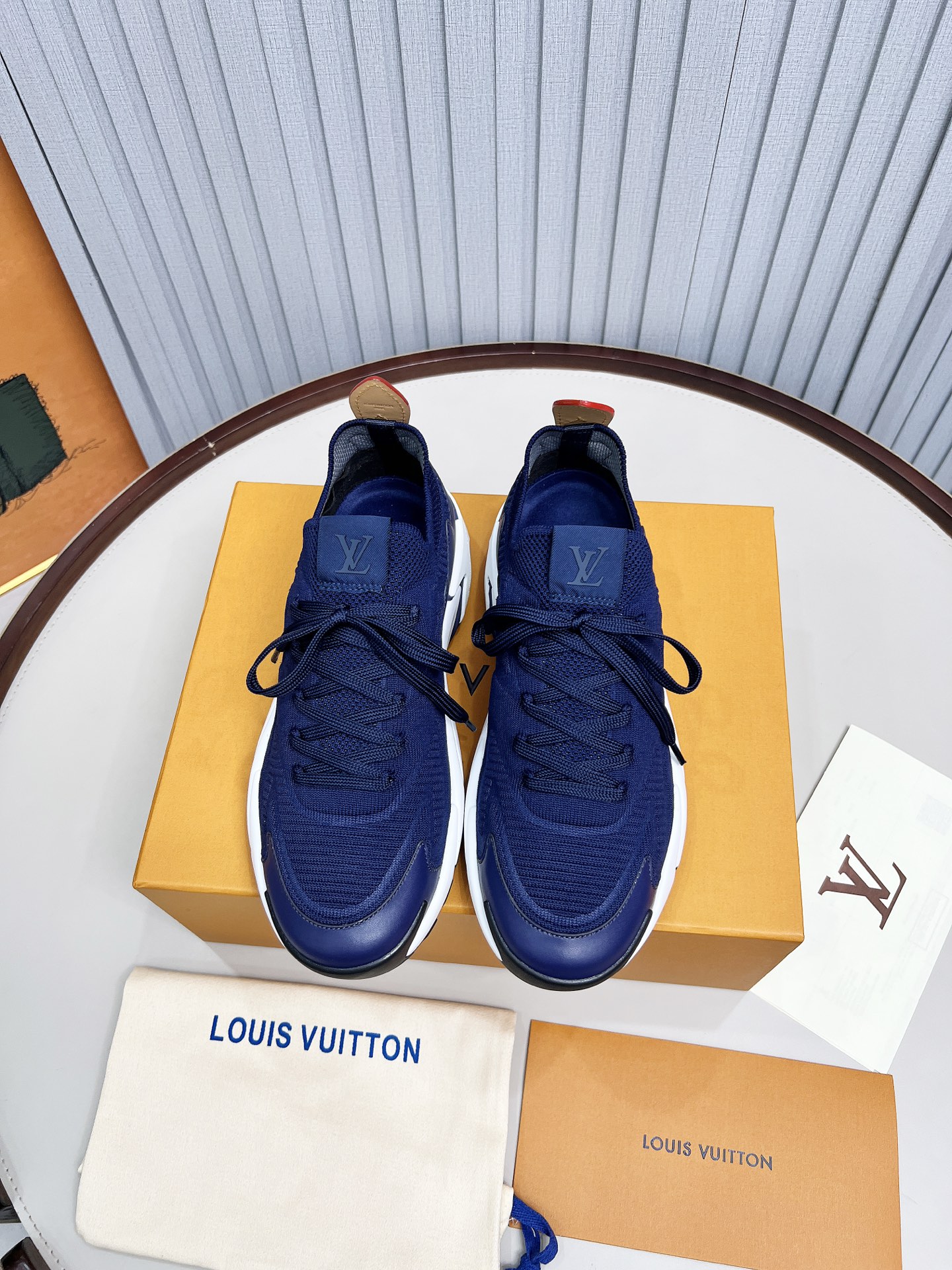 Lv Sneakers-1