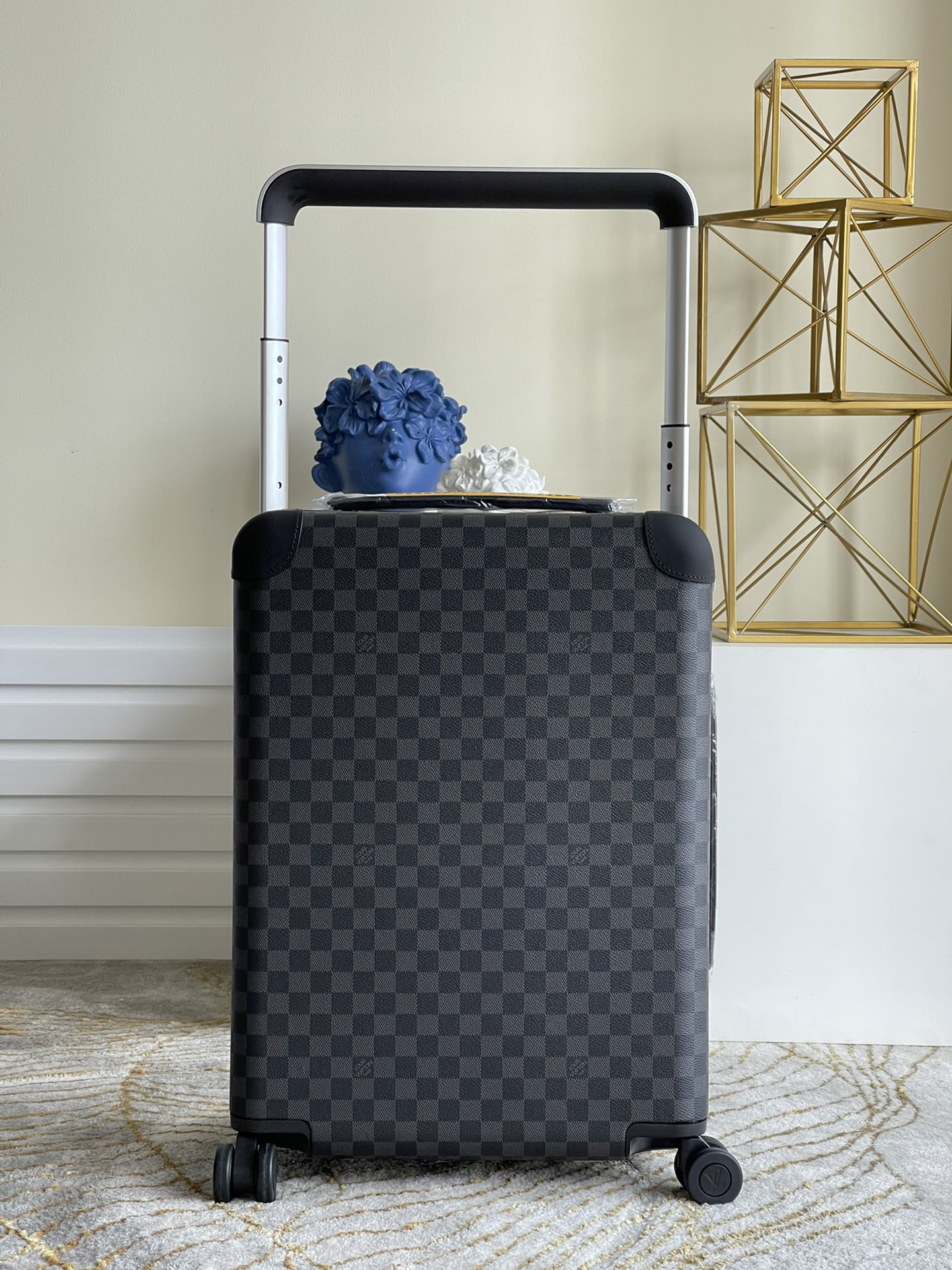 LV luggage-46