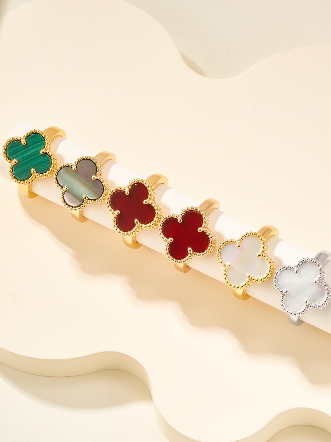 Van Cleef & Arpels ring-9