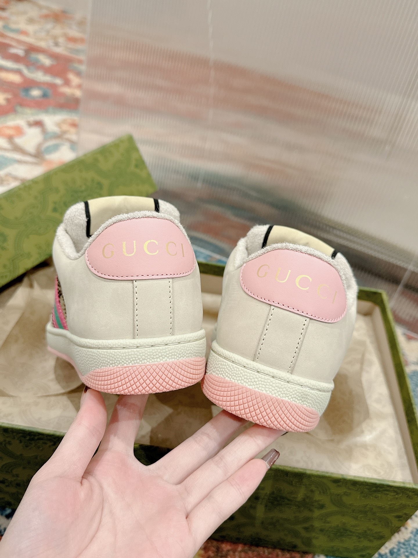 Gucci Sneakers-235