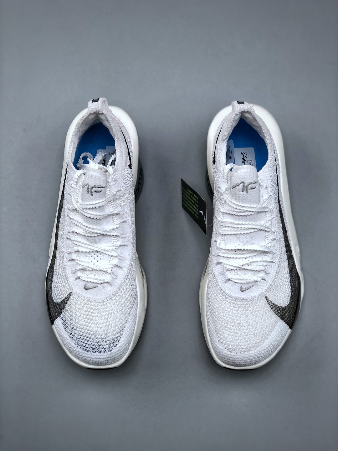 Nike Sneakers-275