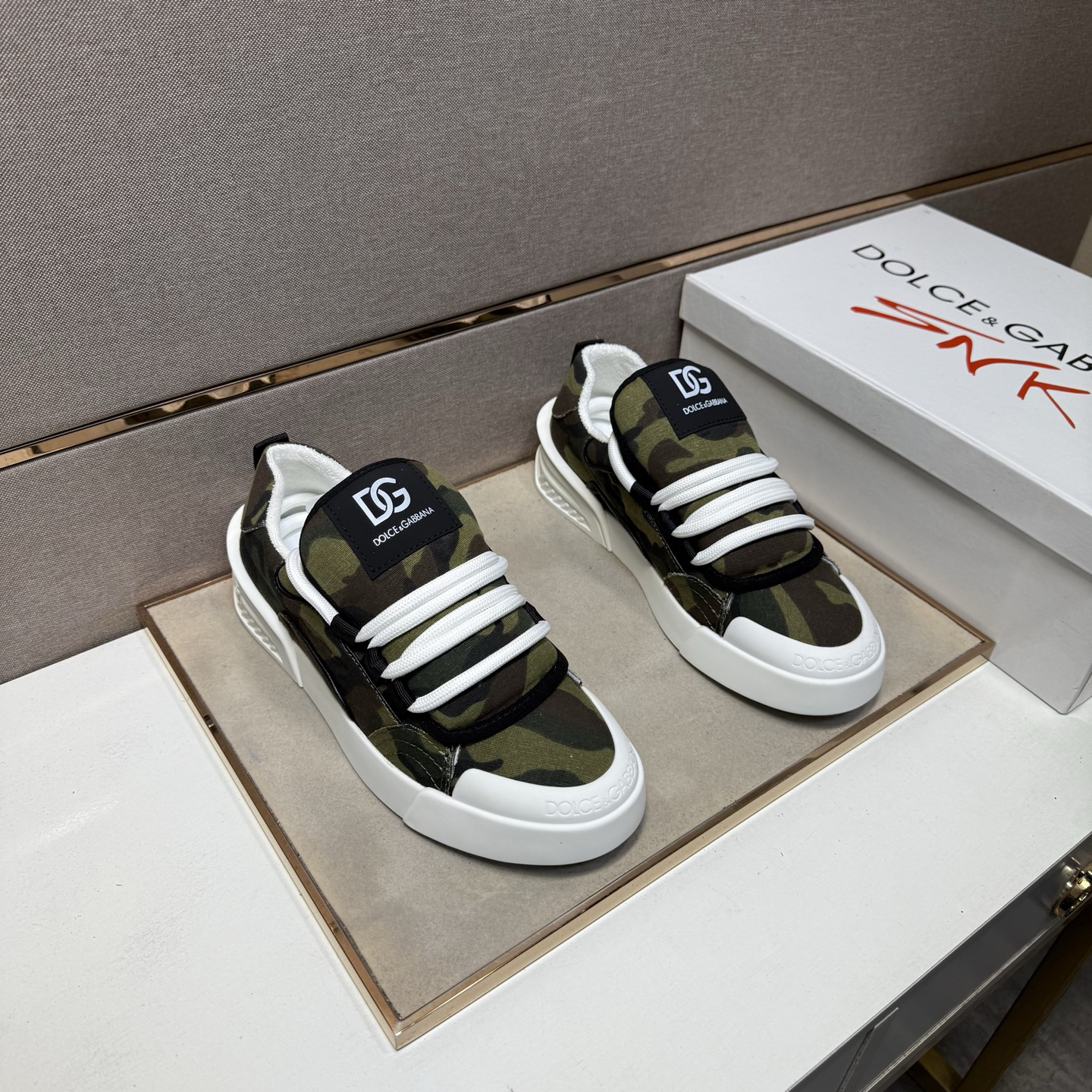 D&G Sneakers-213