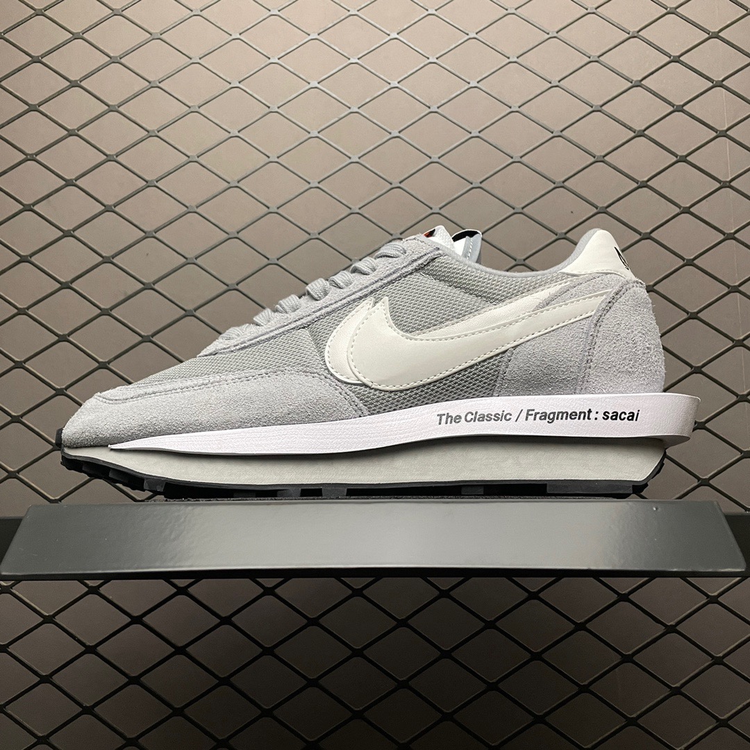 Nike Sneakers-213