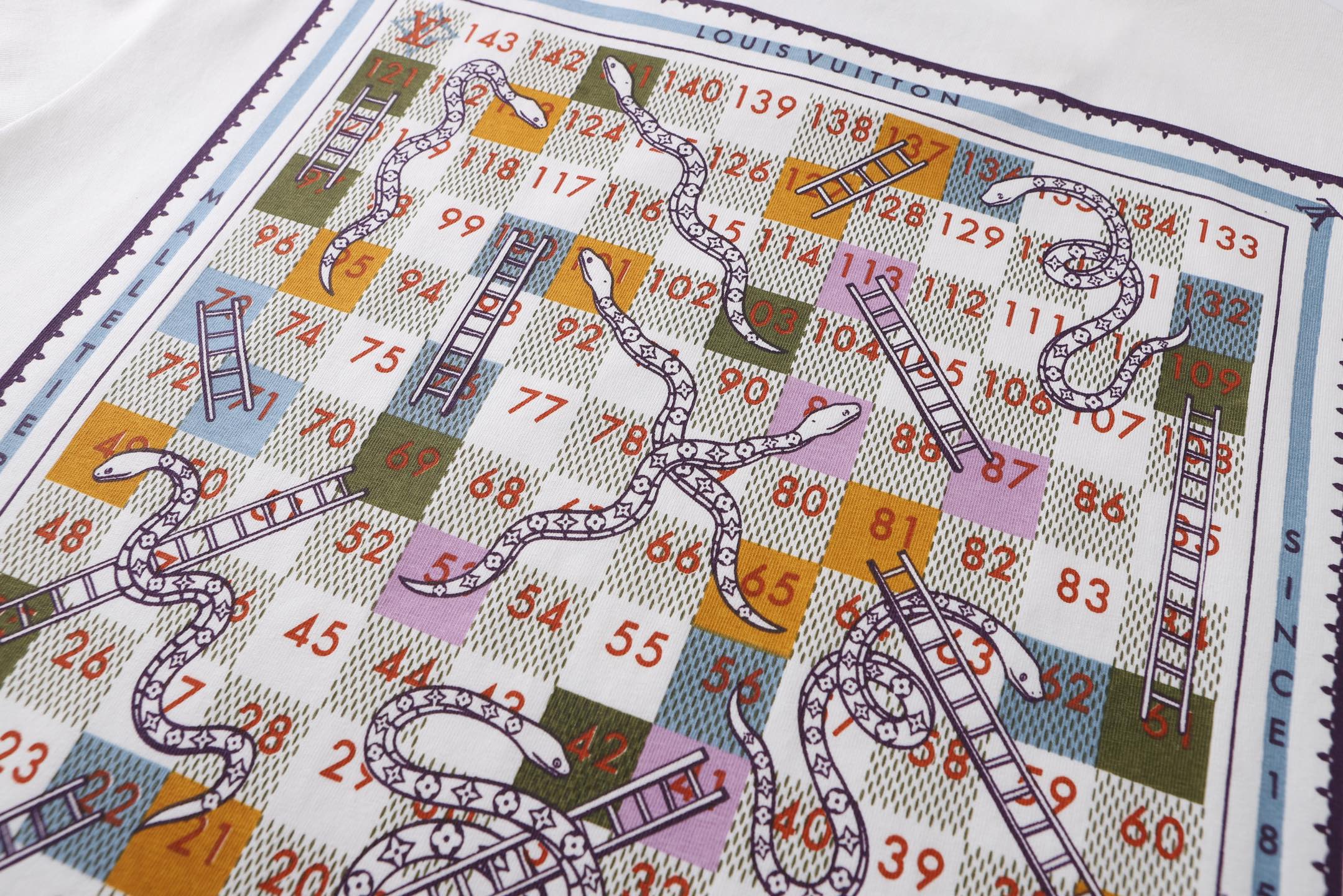 LV clothing-219