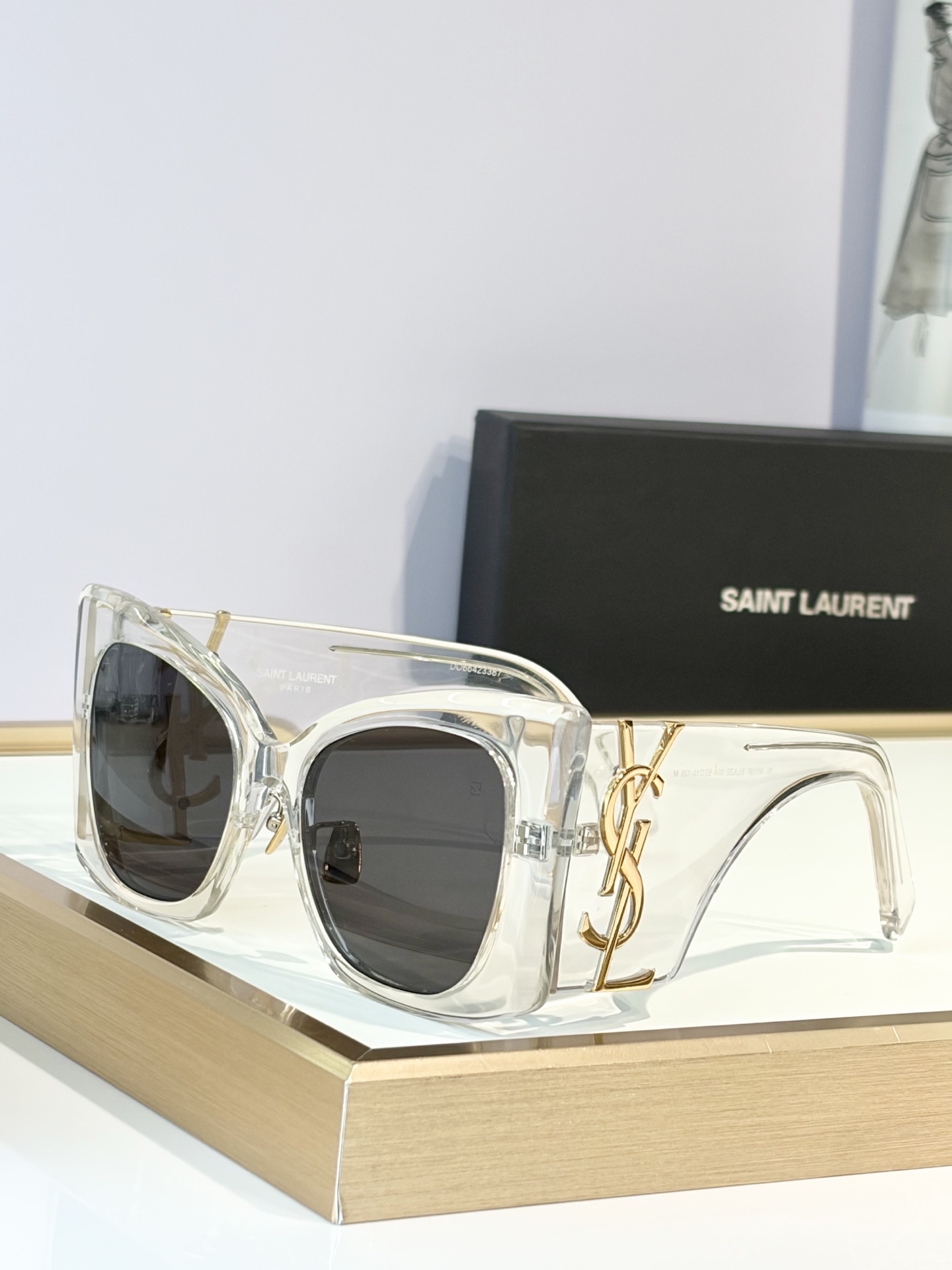 YSL glasses-16