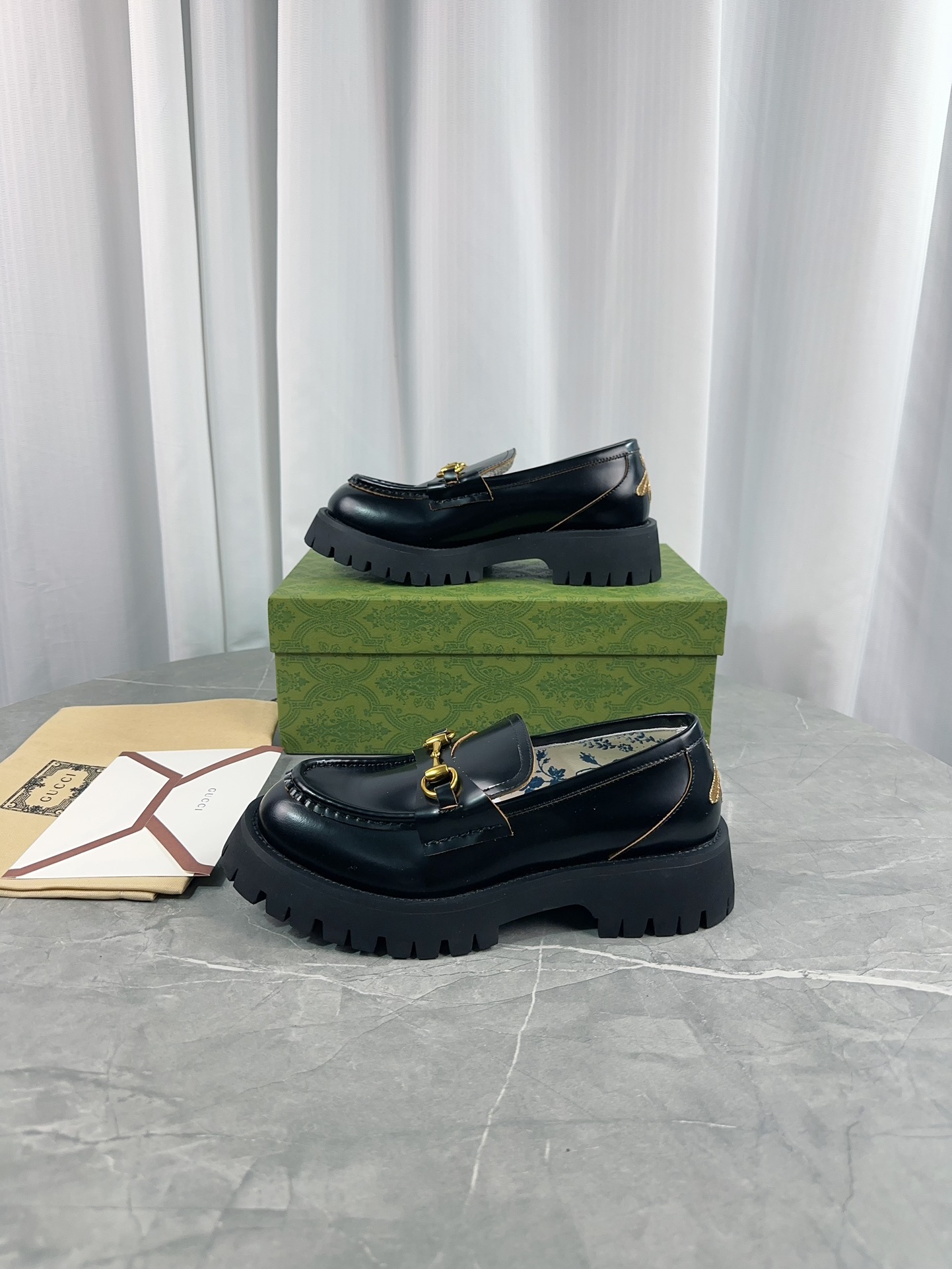 Gucci women's leather shoes-66