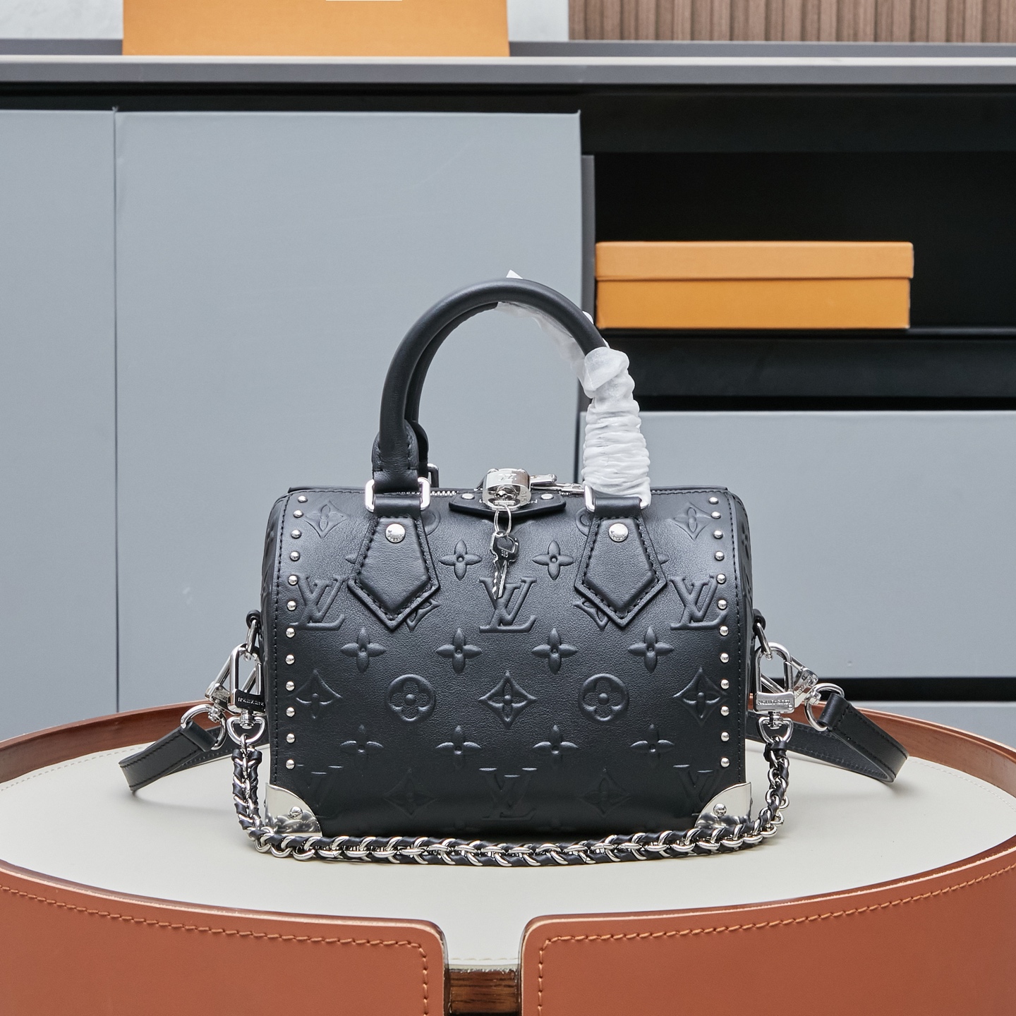 Louis Vuitton Hot New Product-193