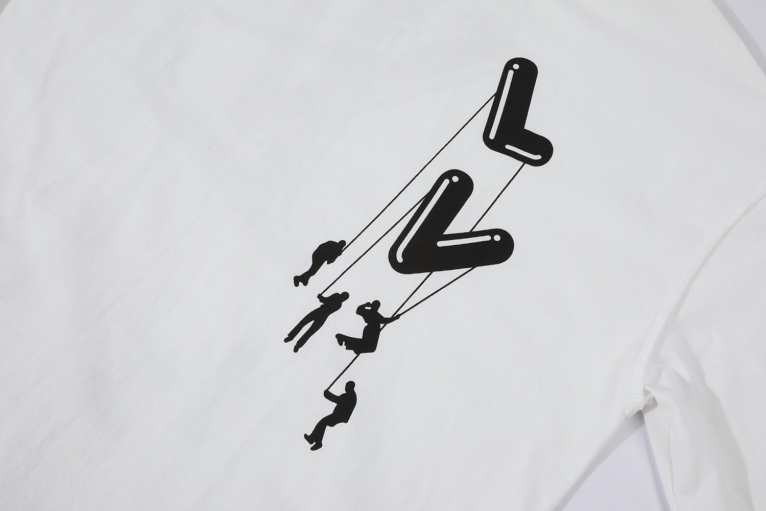 LV clothing-206