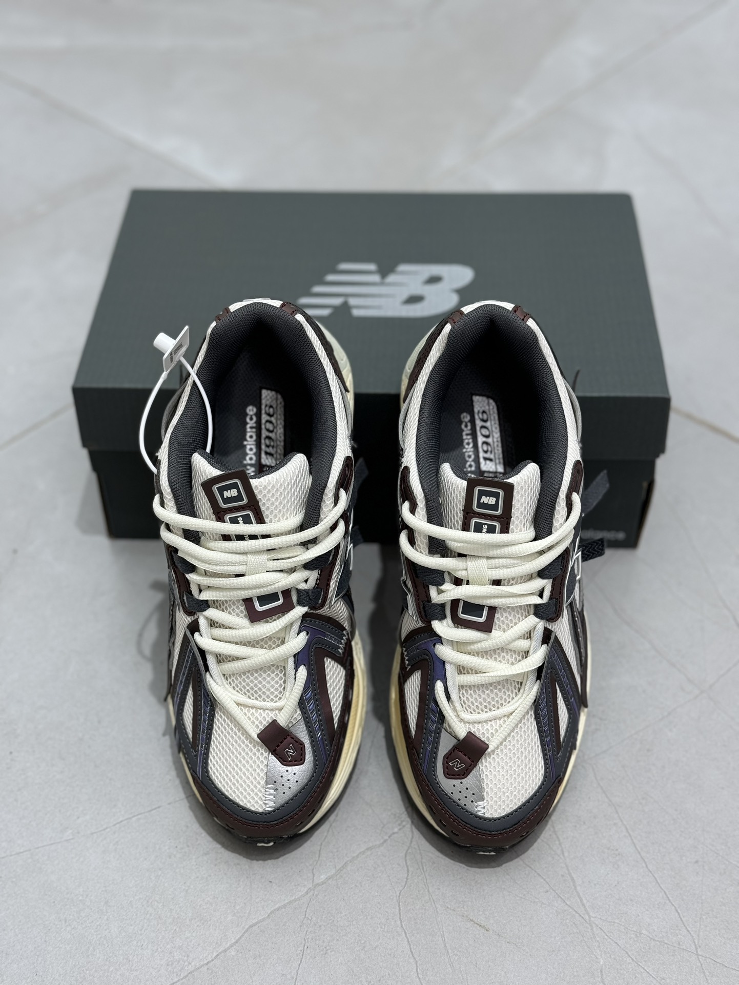 New Balance Sneakers-190