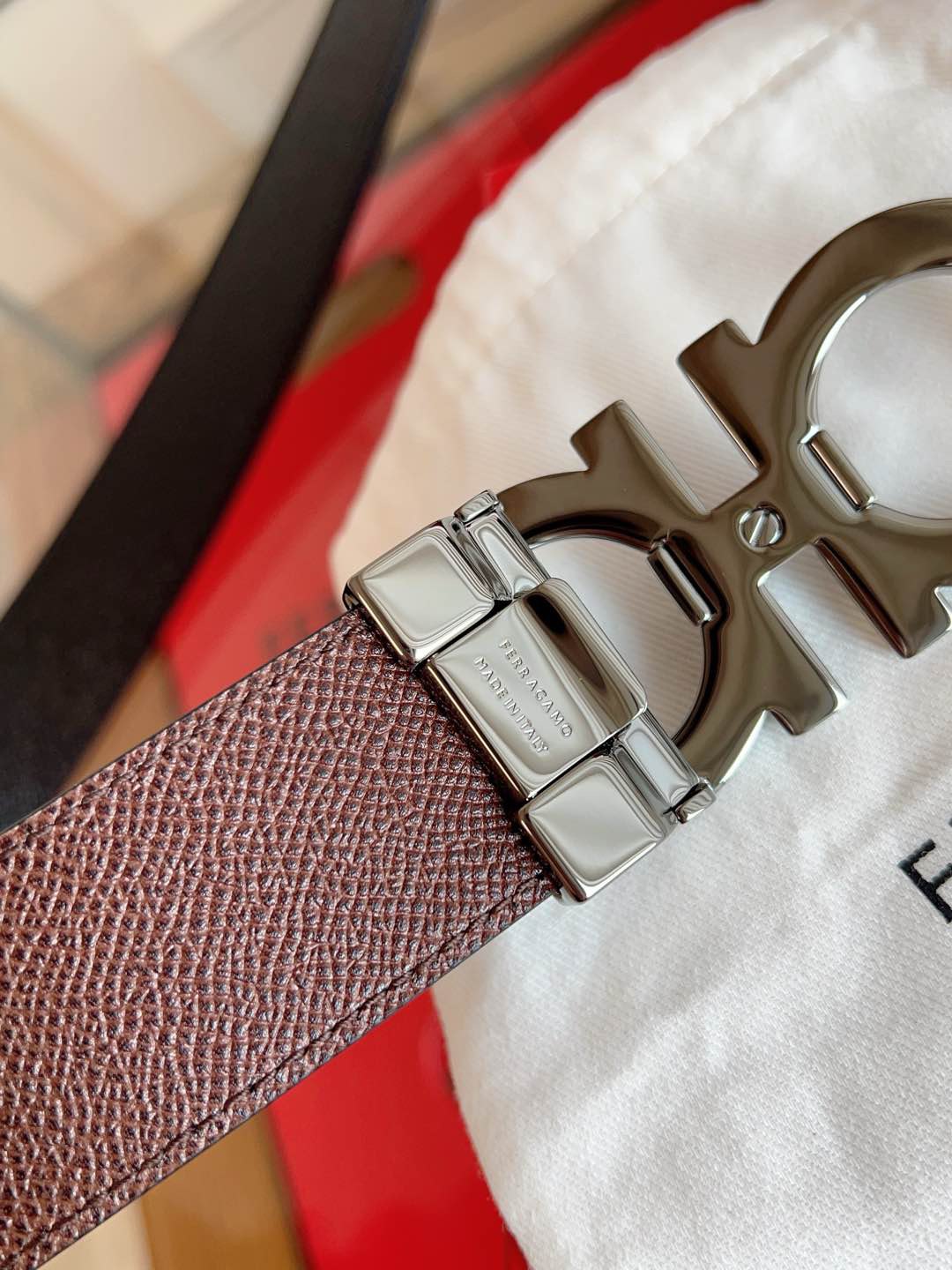 Ferragamo belt-110