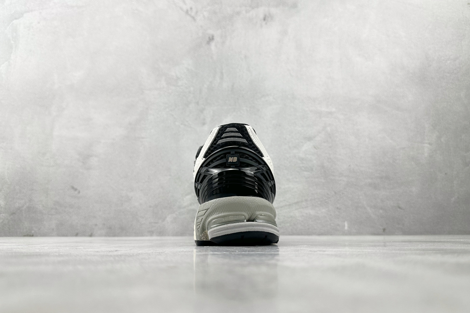 New Balance Sneakers-174