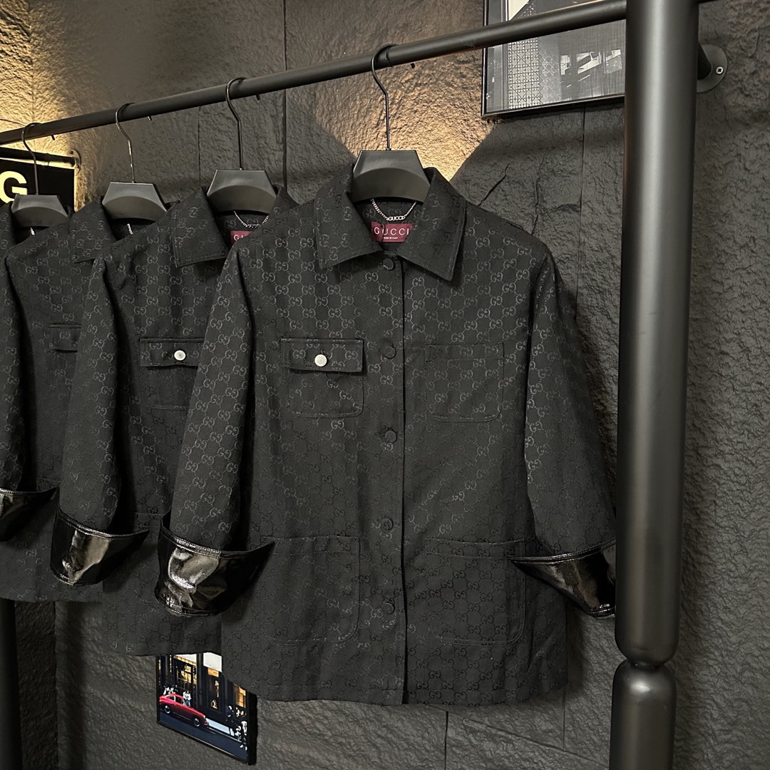 Gucci Clothing-250
