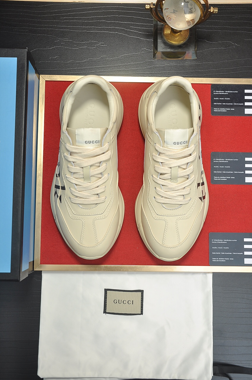 Gucci Sneakers-105