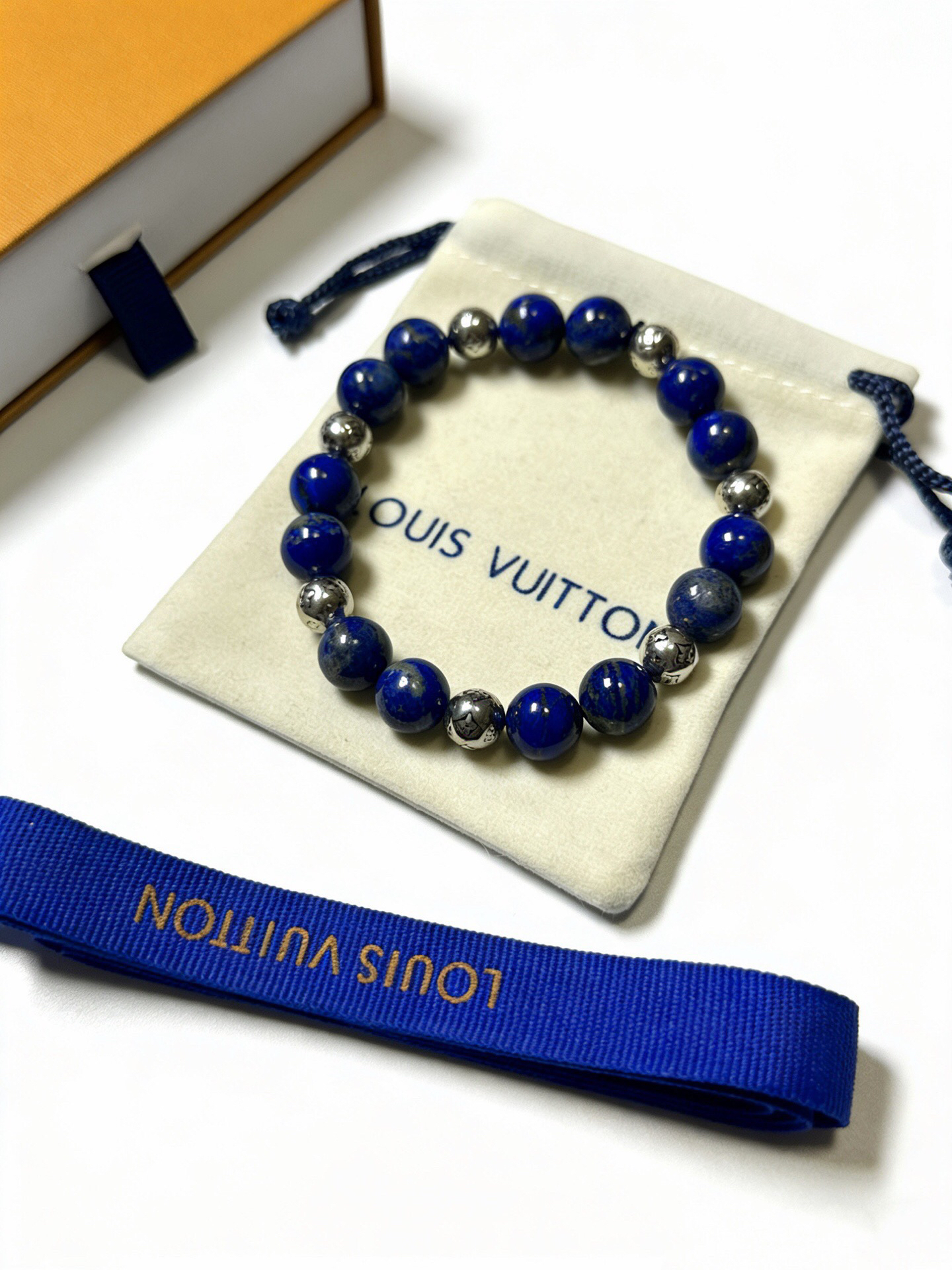 LV Bracelet-35