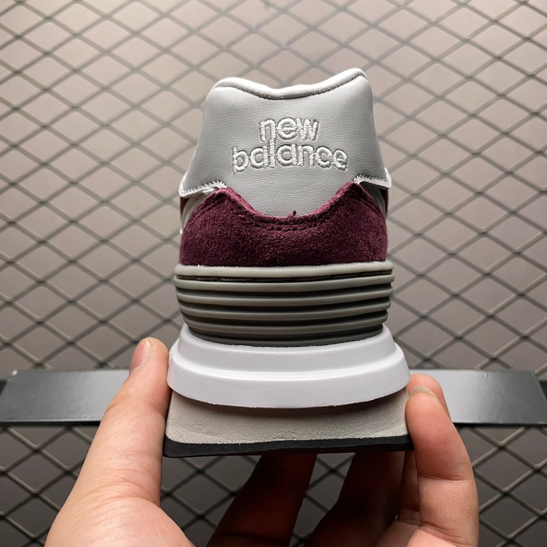 New Balance Sneakers-57