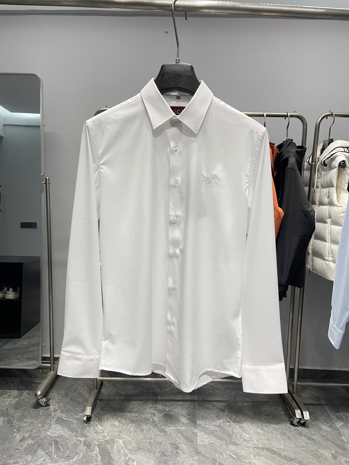 Gucci Clothing-140