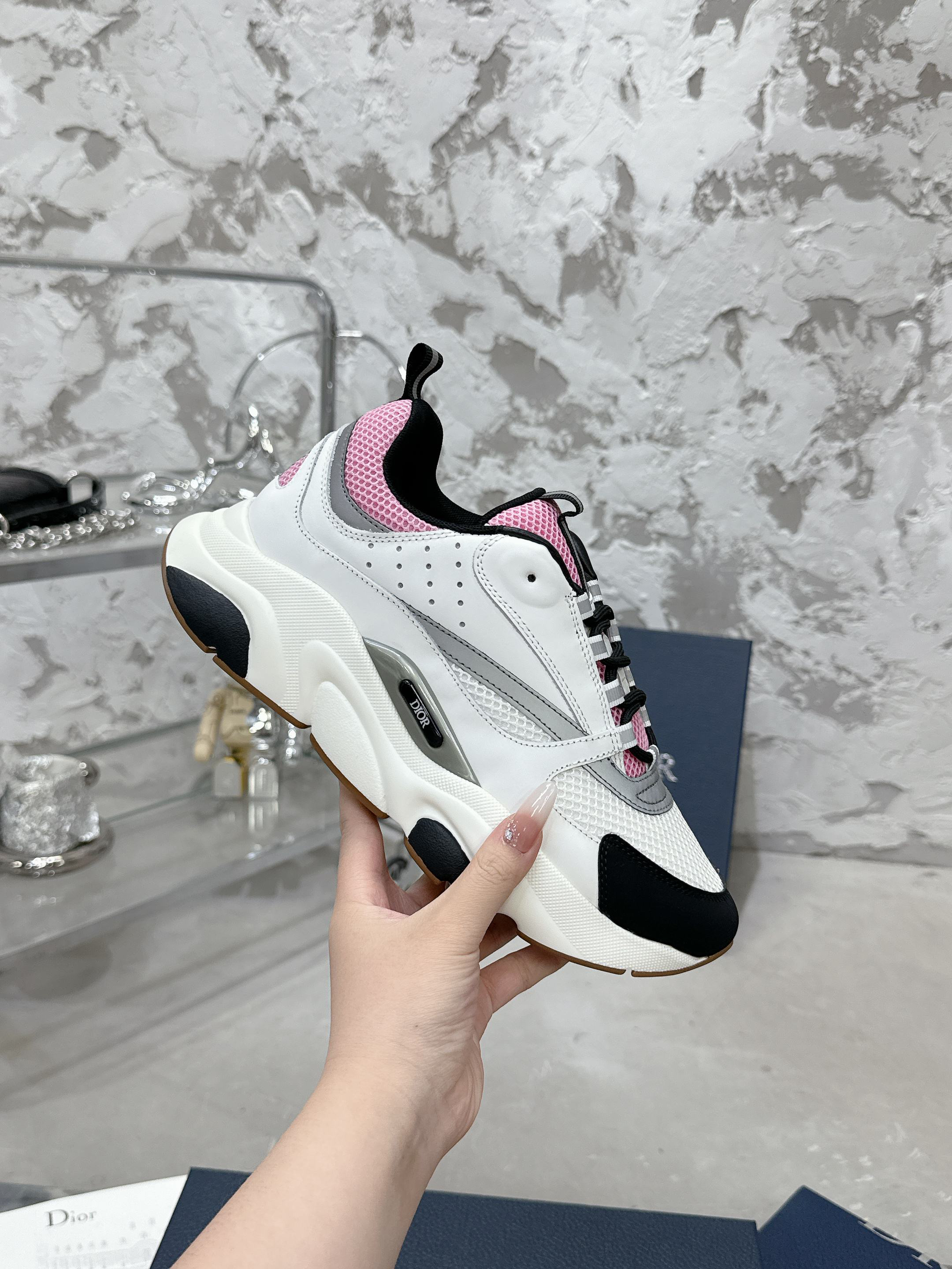Dior Sneakers-137