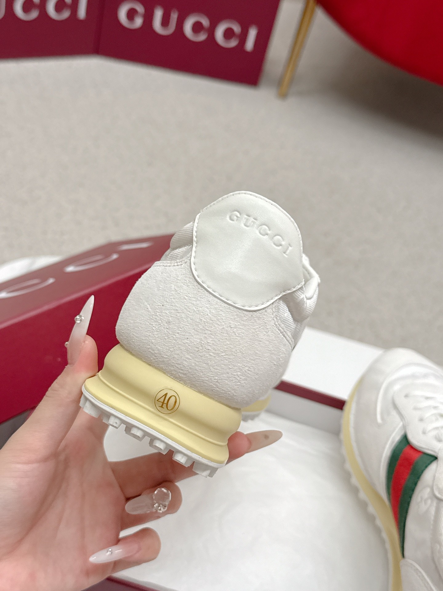 Gucci Sneakers-183