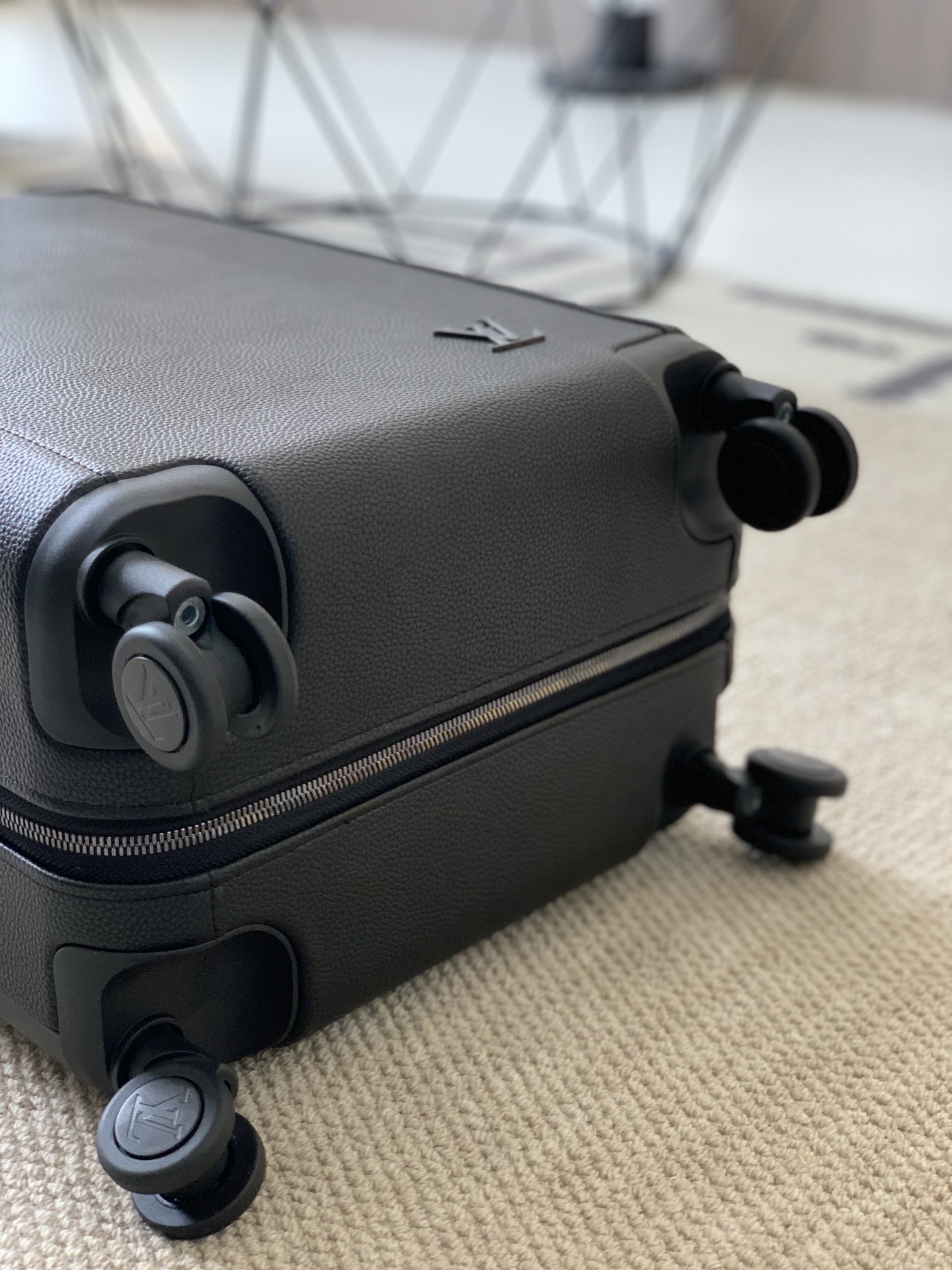 LV luggage-33
