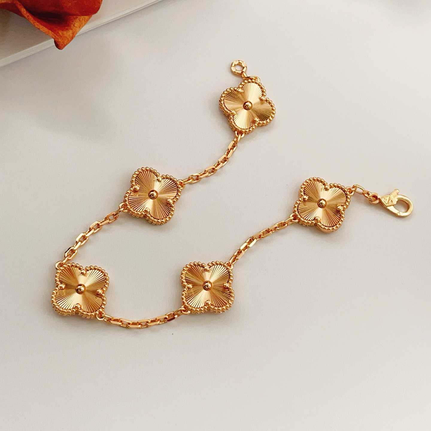 Van Cleef & Arpels Bracelet-89