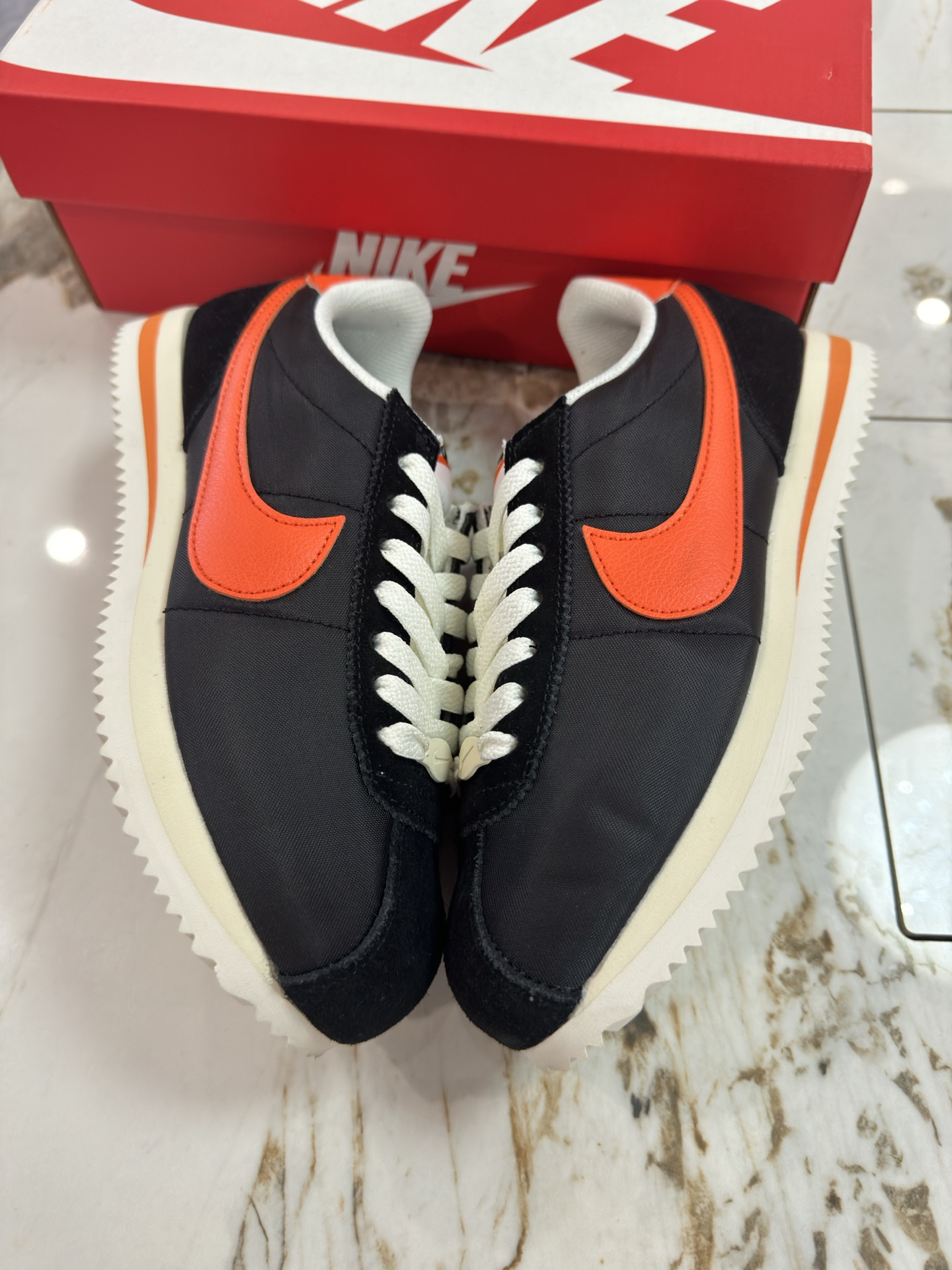 Nike Sneakers-249