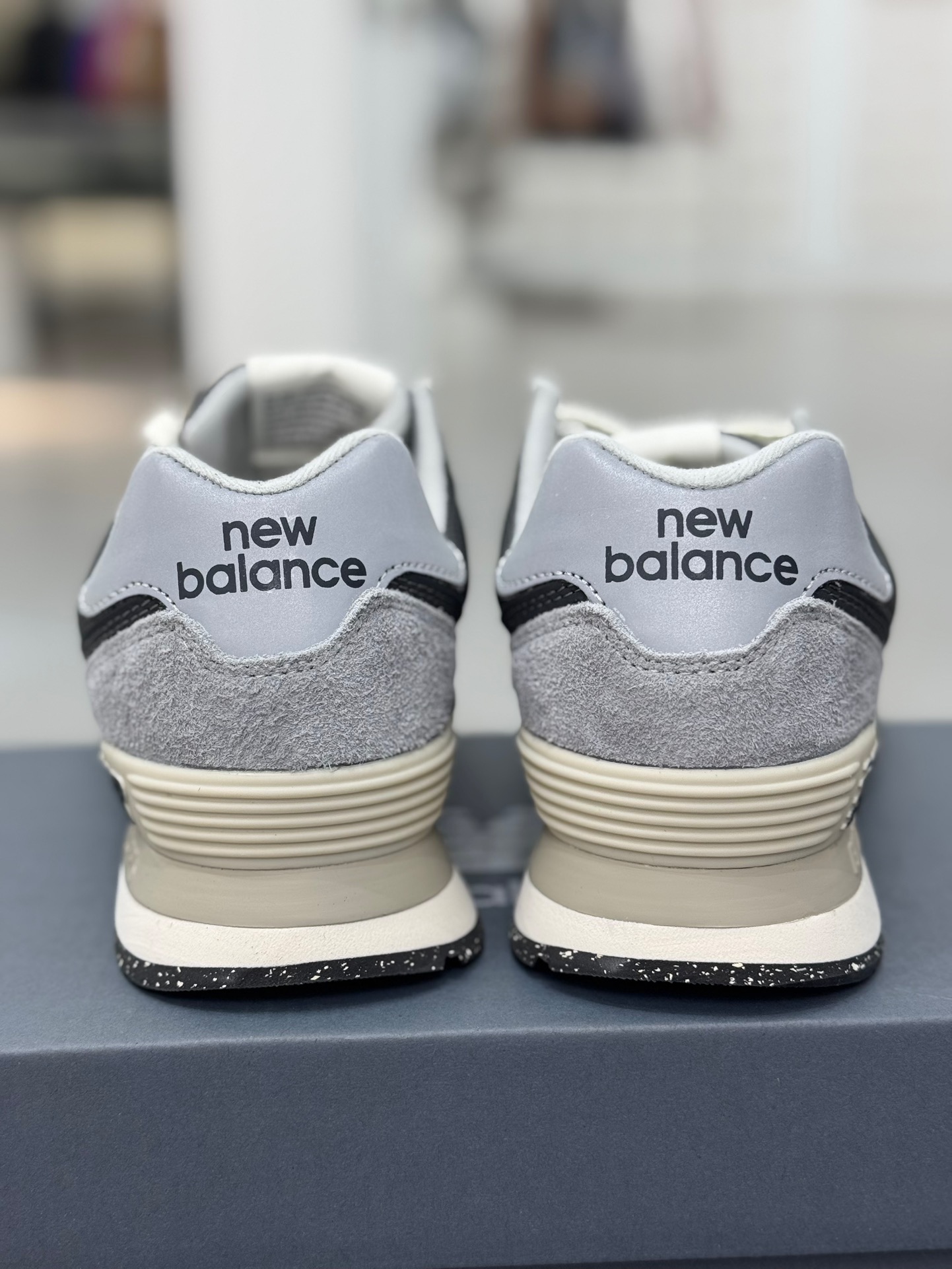 New Balance Sneakers-179