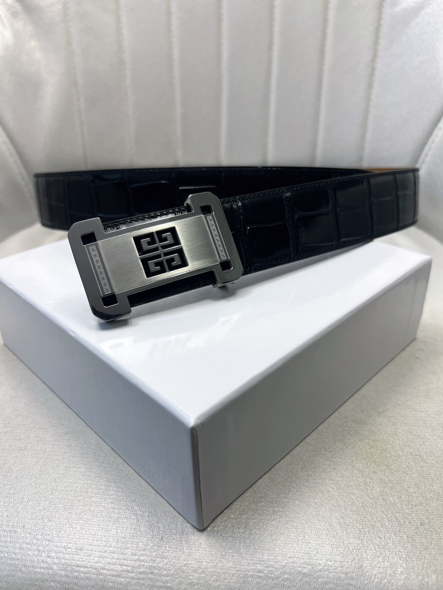 Givenchy belt-128