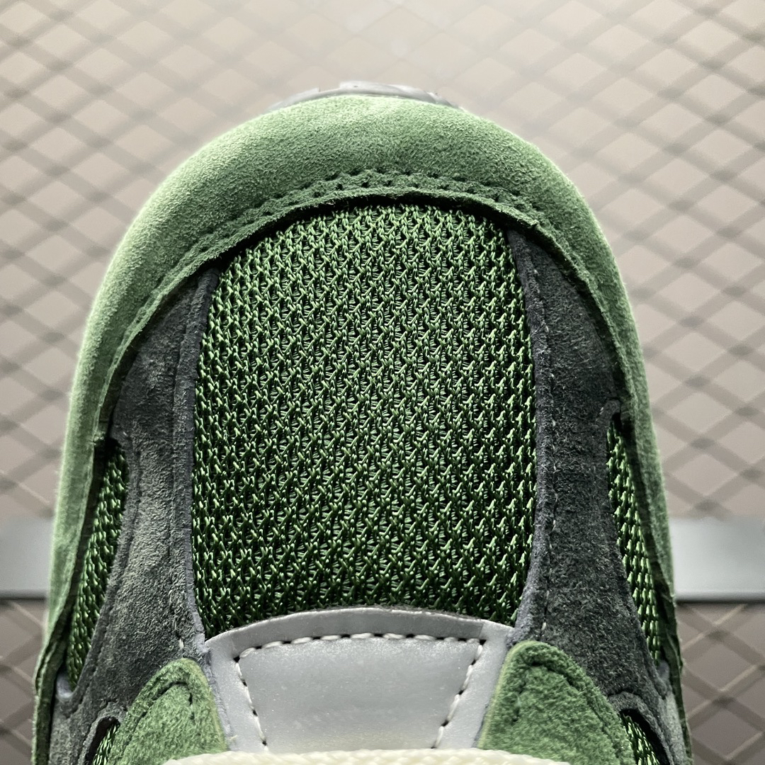 New Balance Sneakers-63