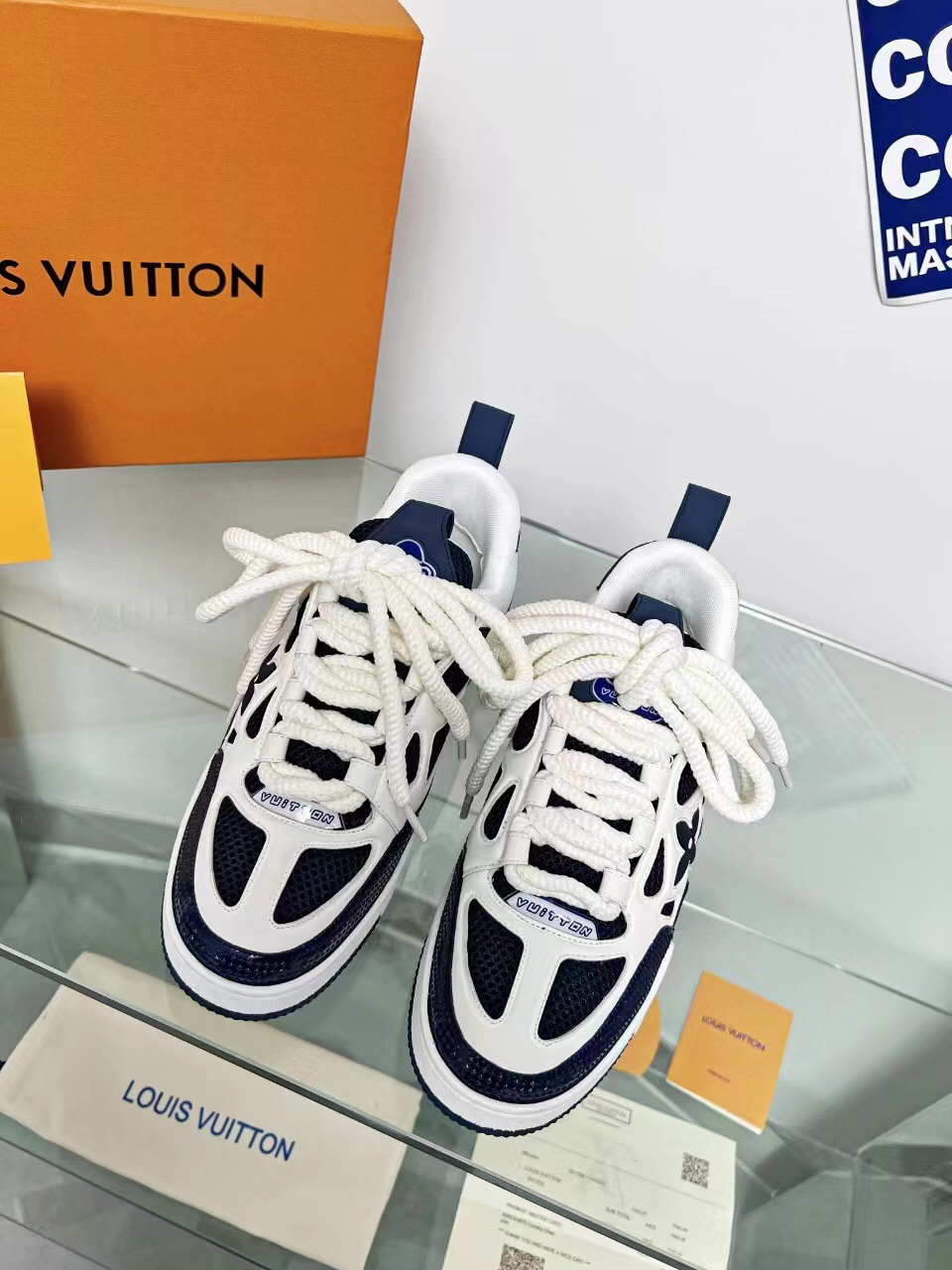 Lv Sneakers-34