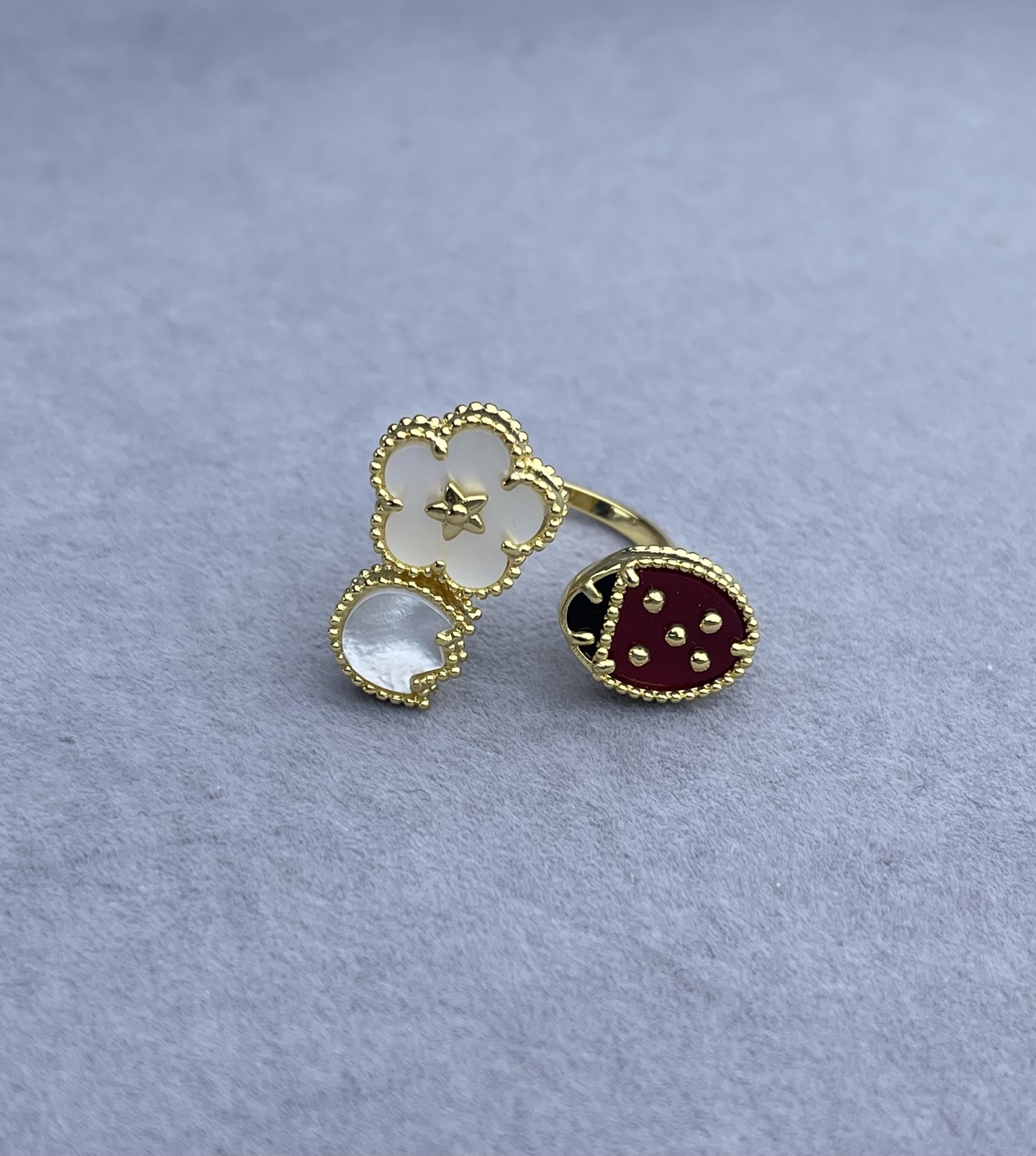 Van Cleef & Arpels ring-5