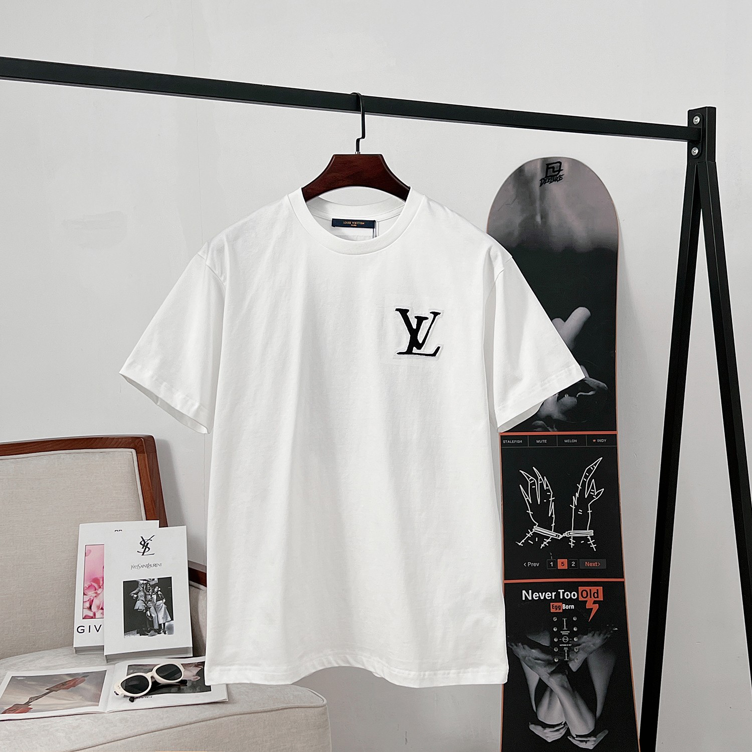 LV clothing-53
