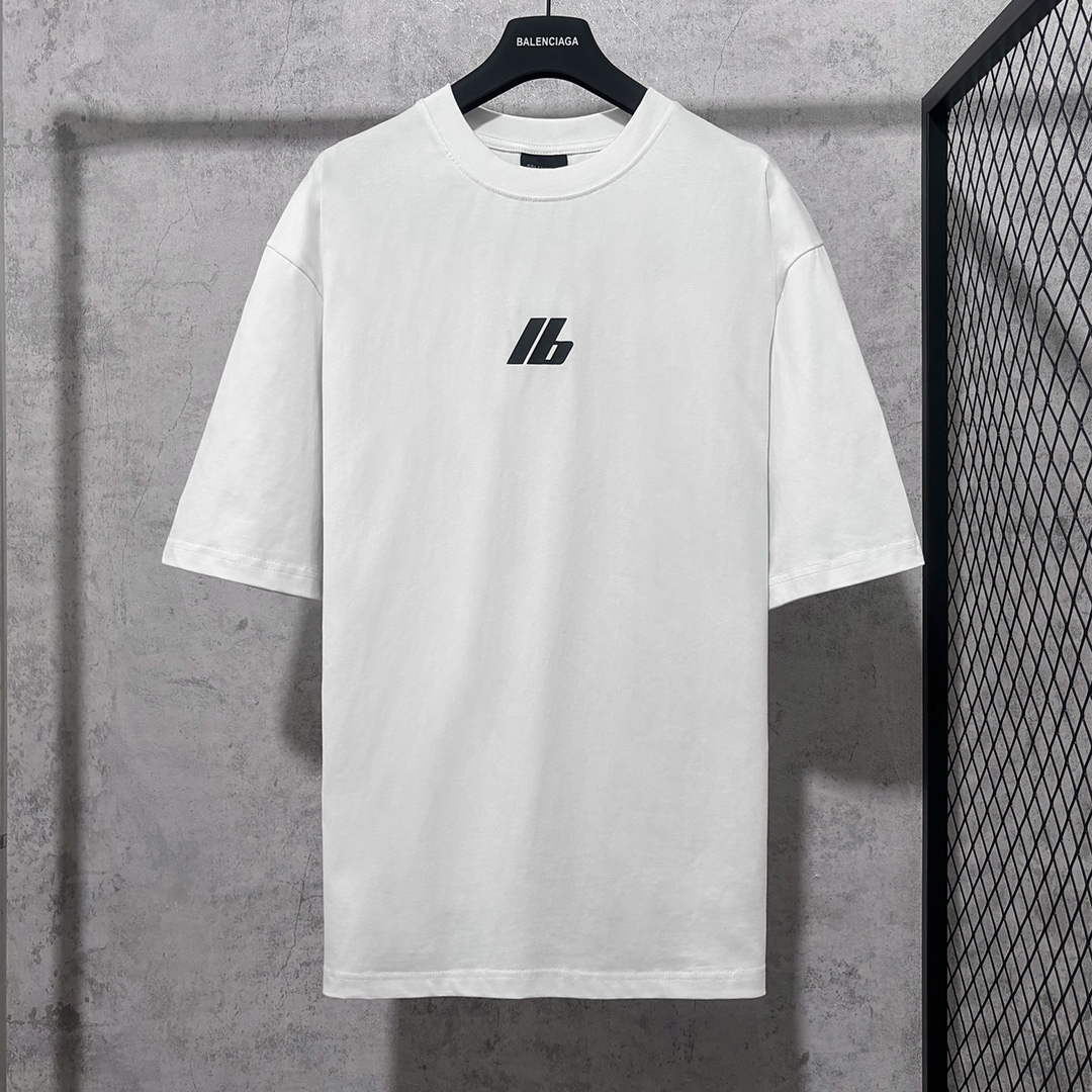 Balenciaga clothing-73