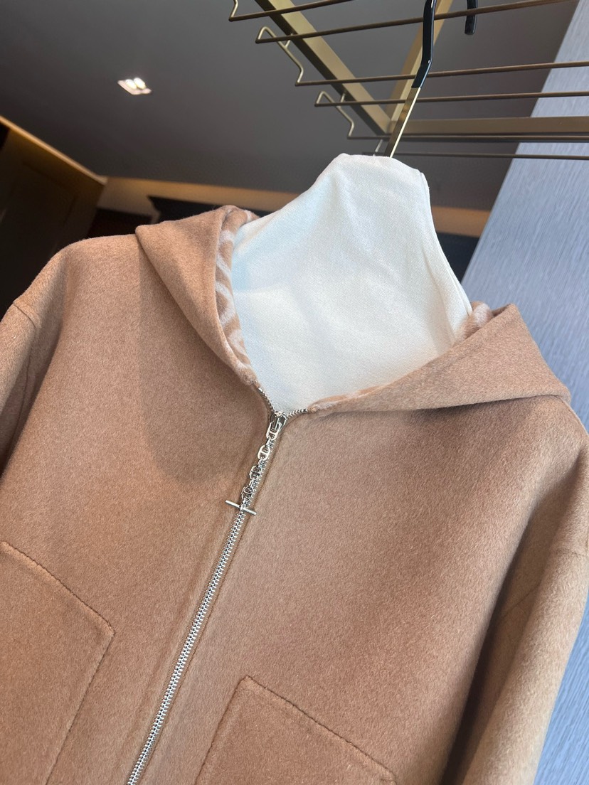 Hermes Clothing-316