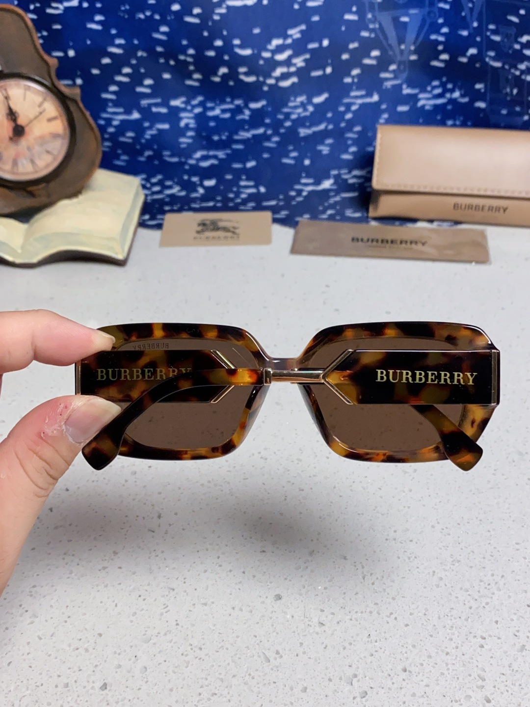 Burberry glasses-3