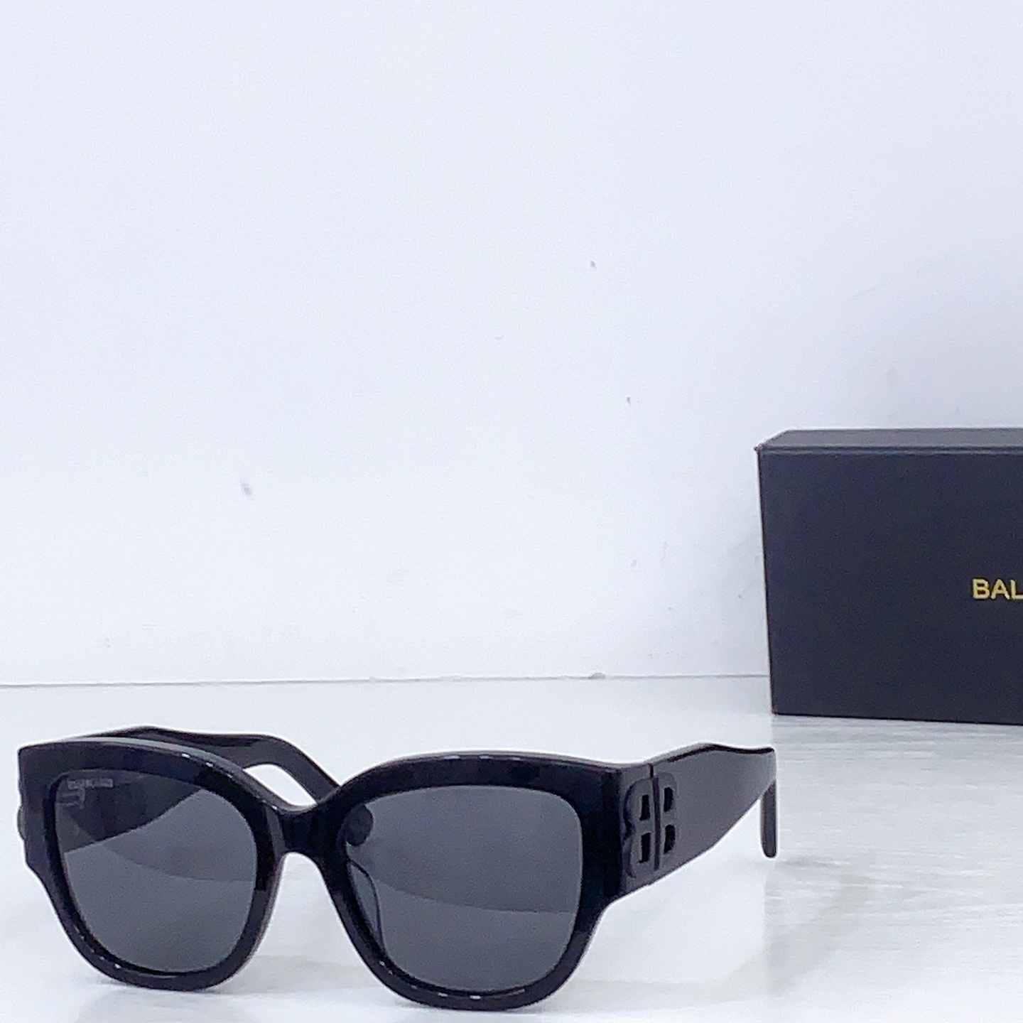 Balenciaga glasses-37