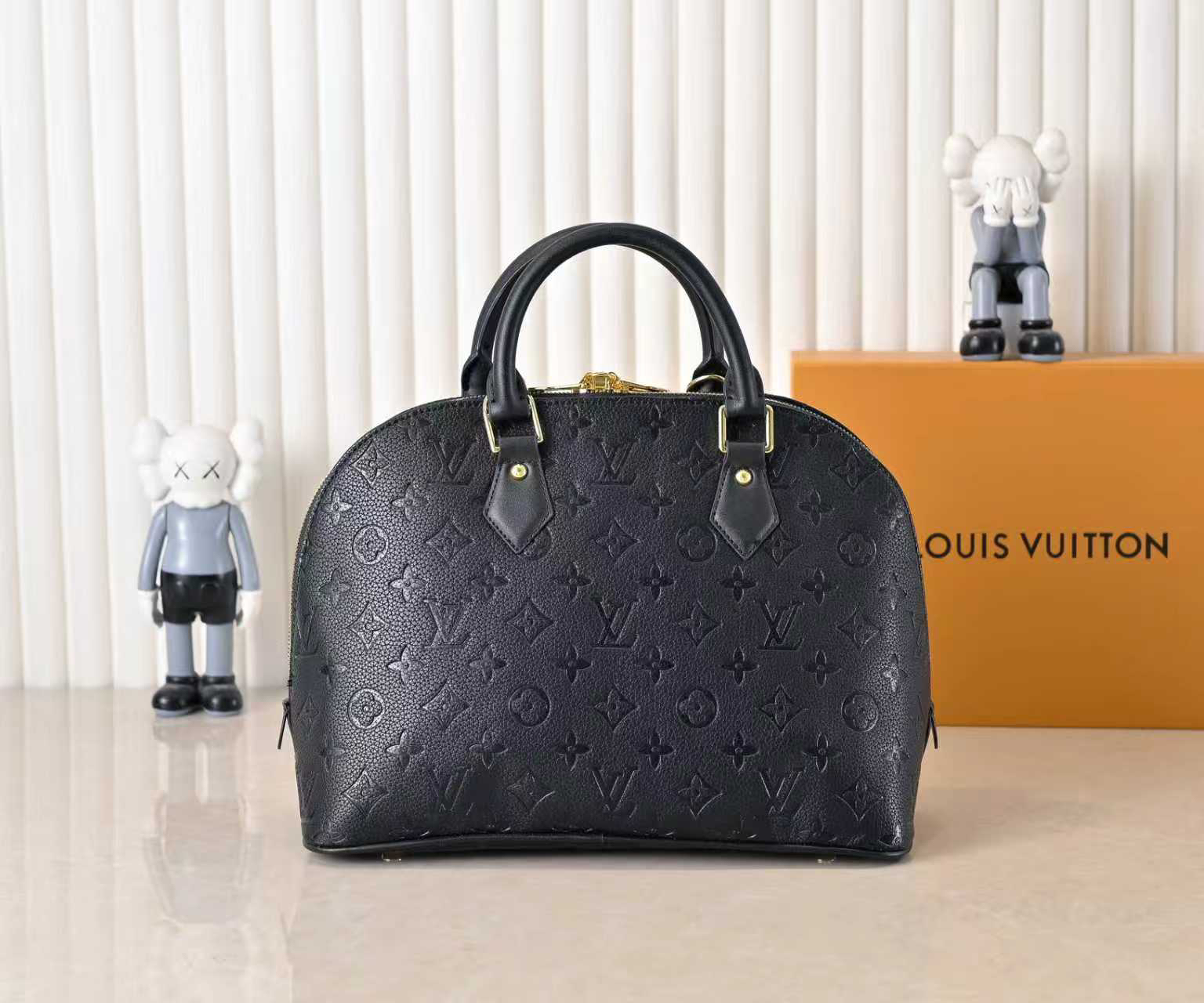 Louis Vuitton Hot New Product-150