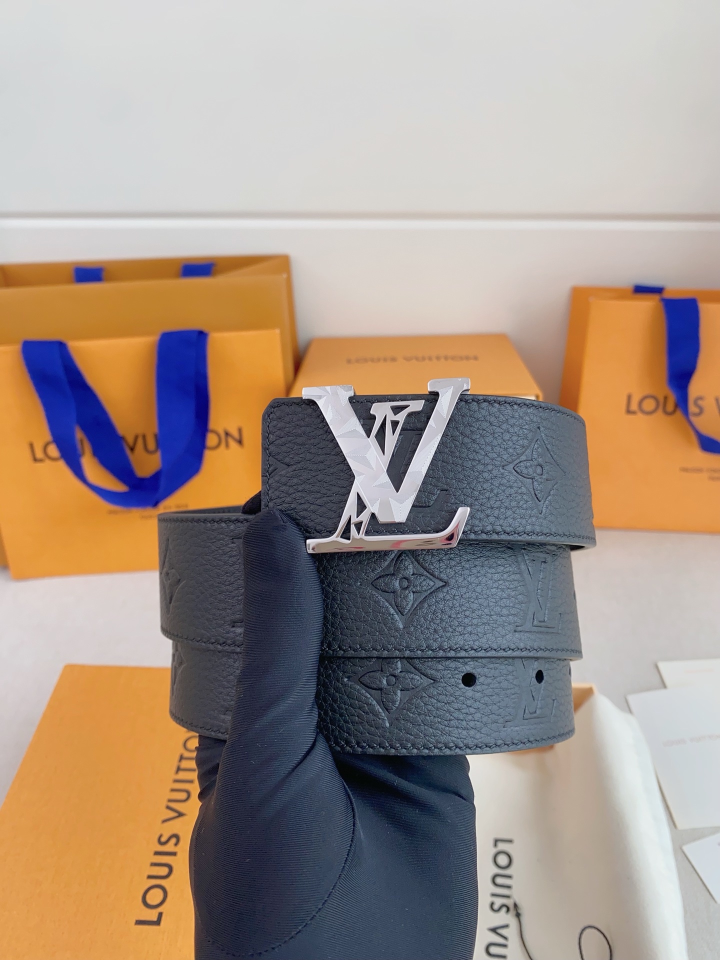 Lv belt-115