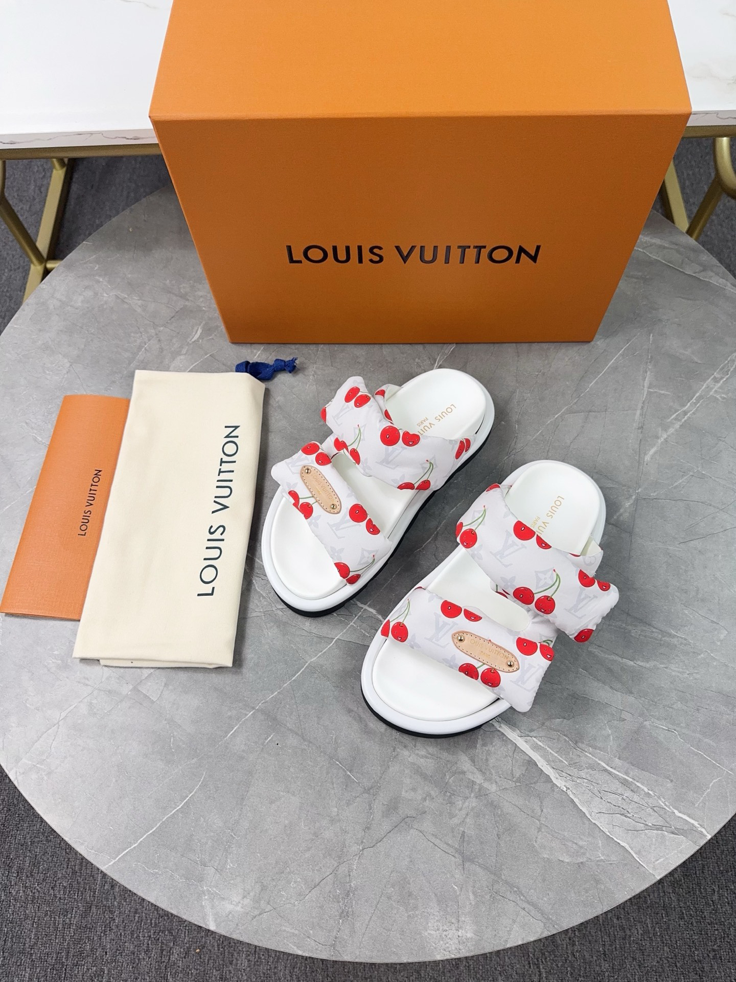 LV Summer footwear