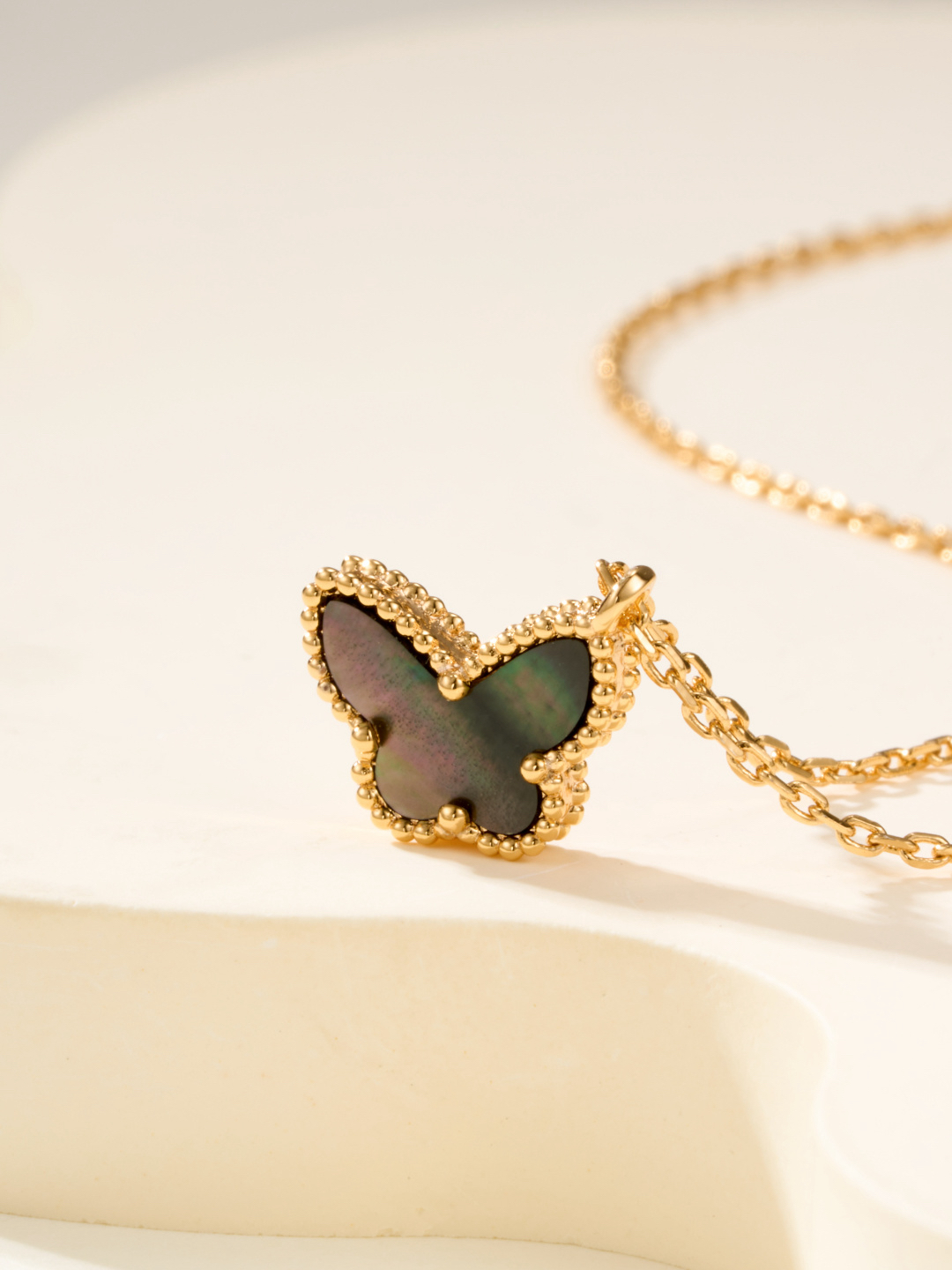 Van Cleef & Arpels necklace-32