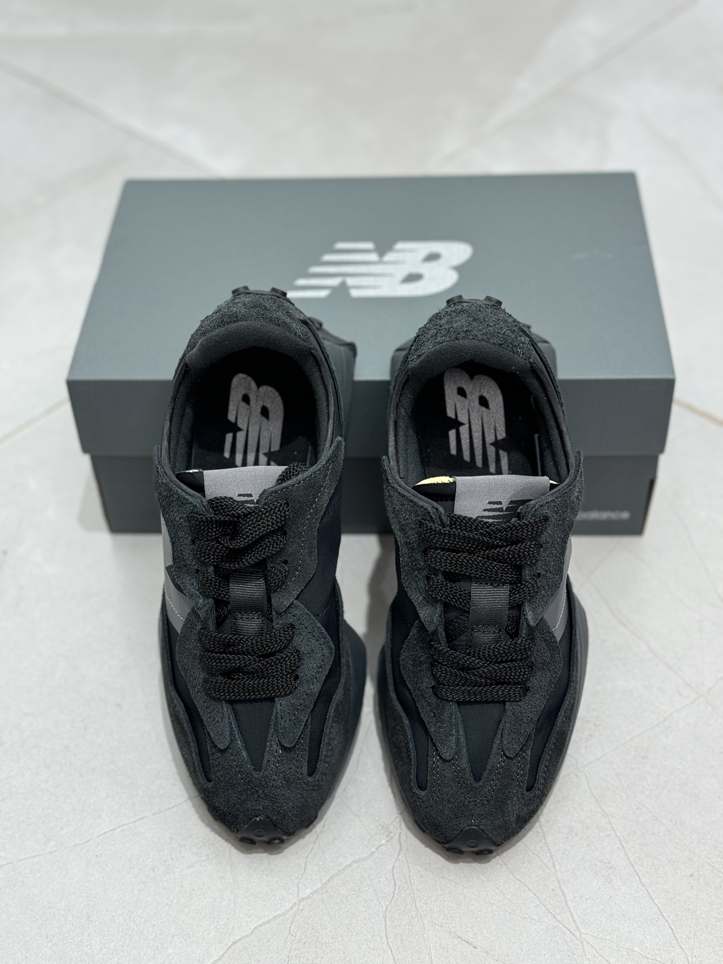 New Balance Sneakers-213