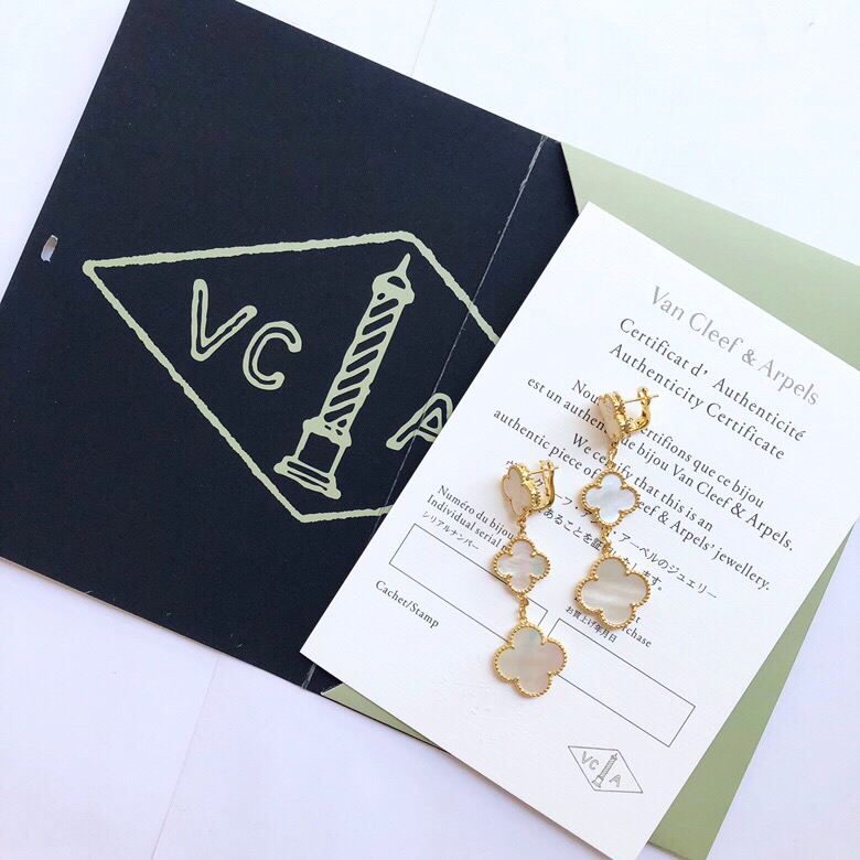 Van Cleef & Arpels earring-118