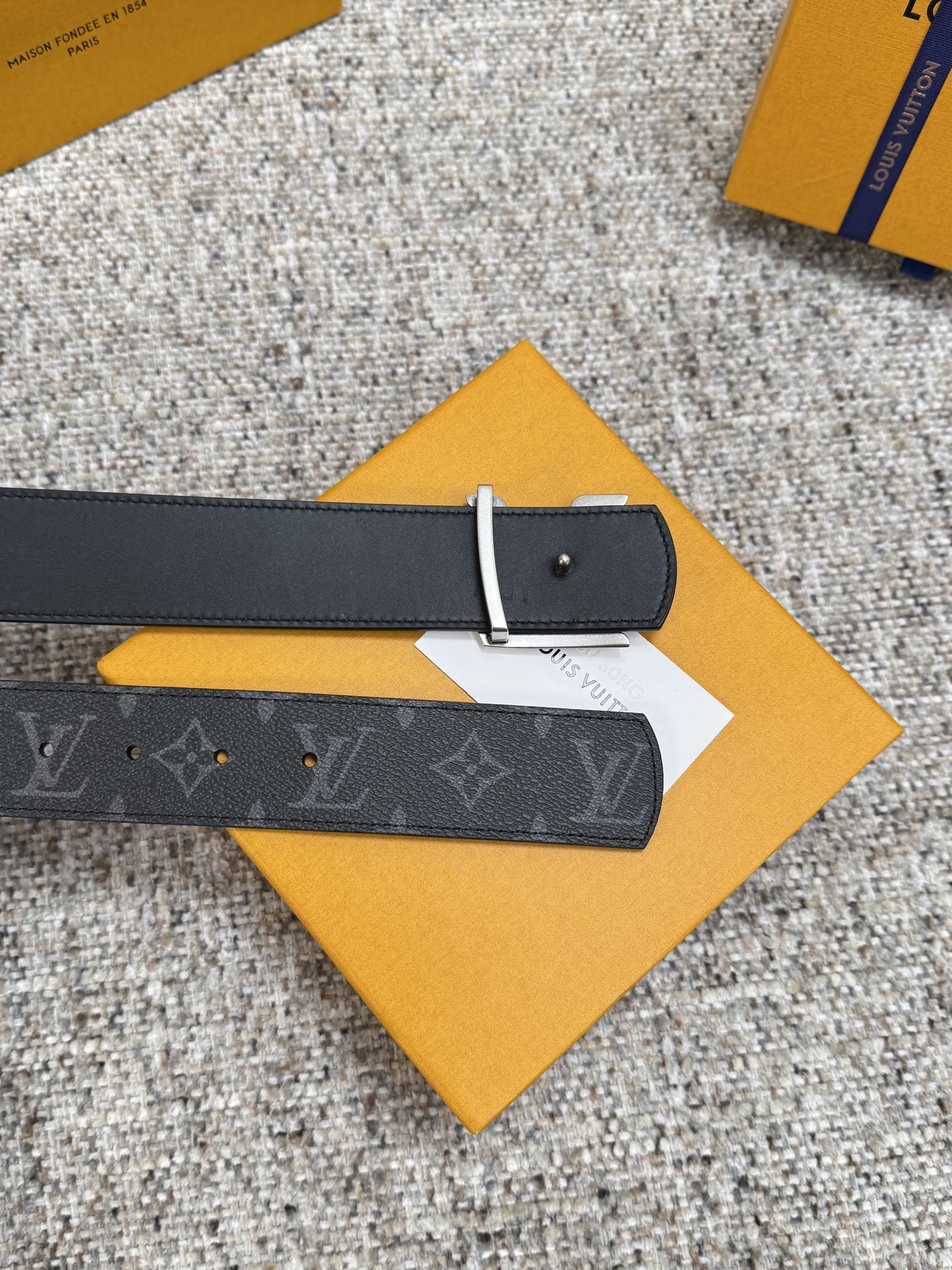 Lv belt-44