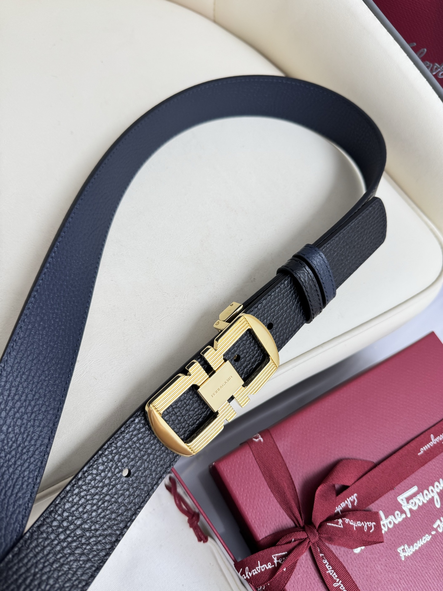 Ferragamo belt-109