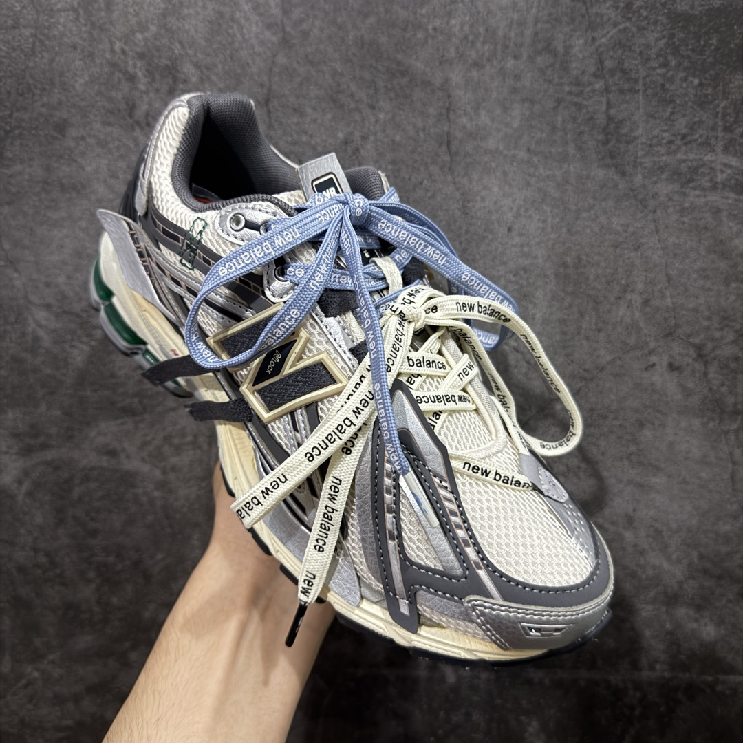 New Balance Sneakers-264