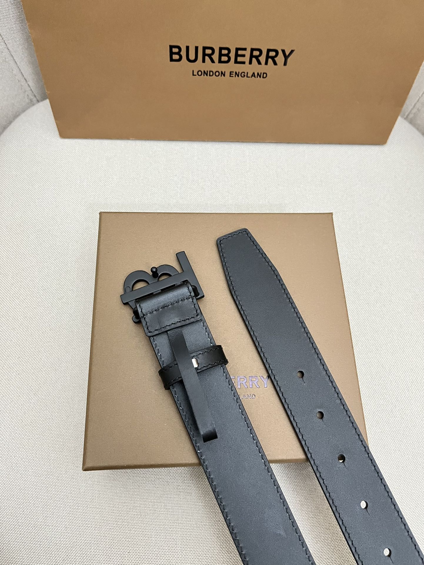 Burberry belt-97