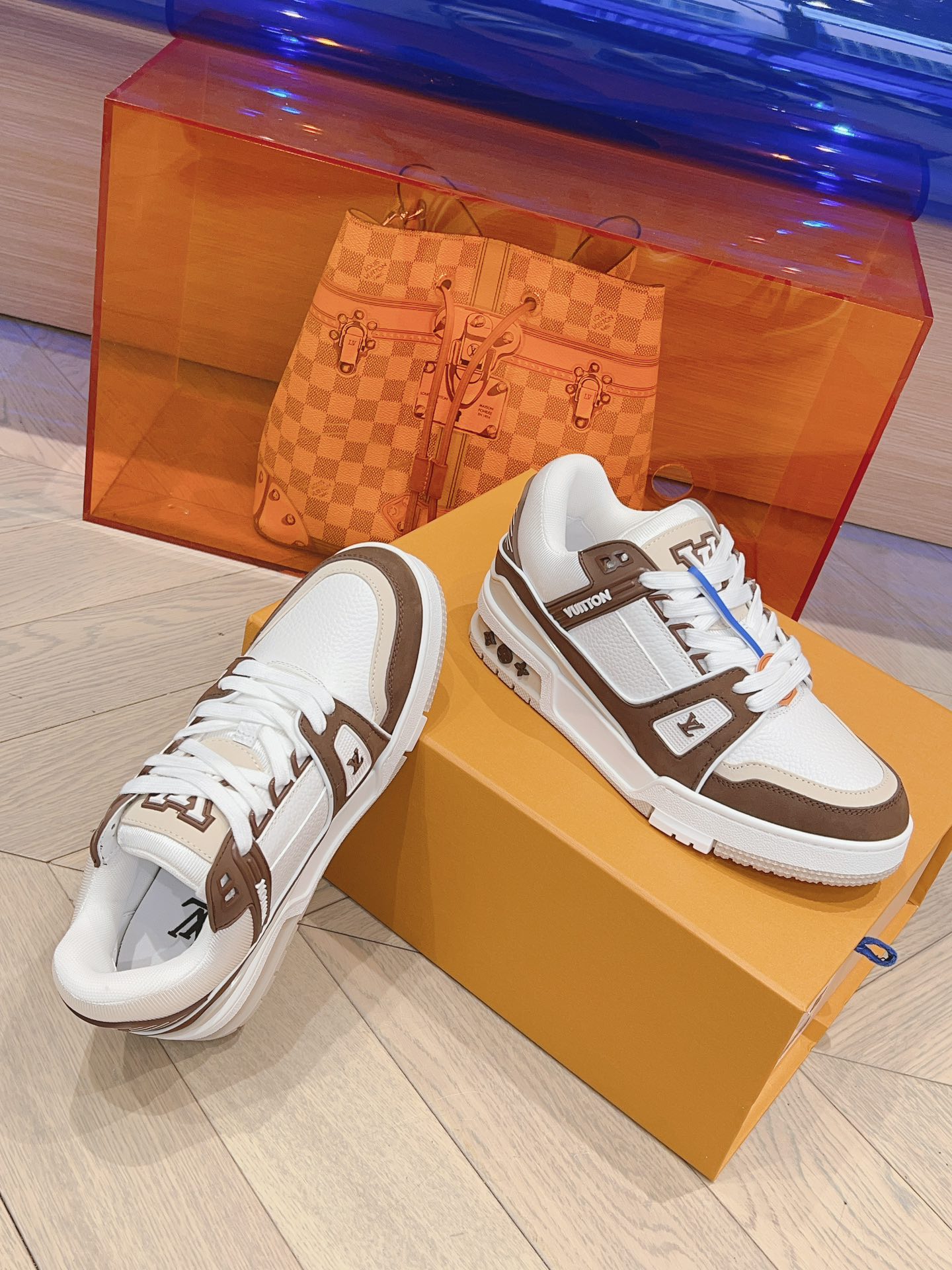 Lv Sneakers-10