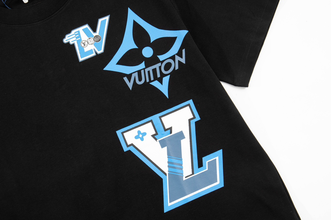 LV clothing-89